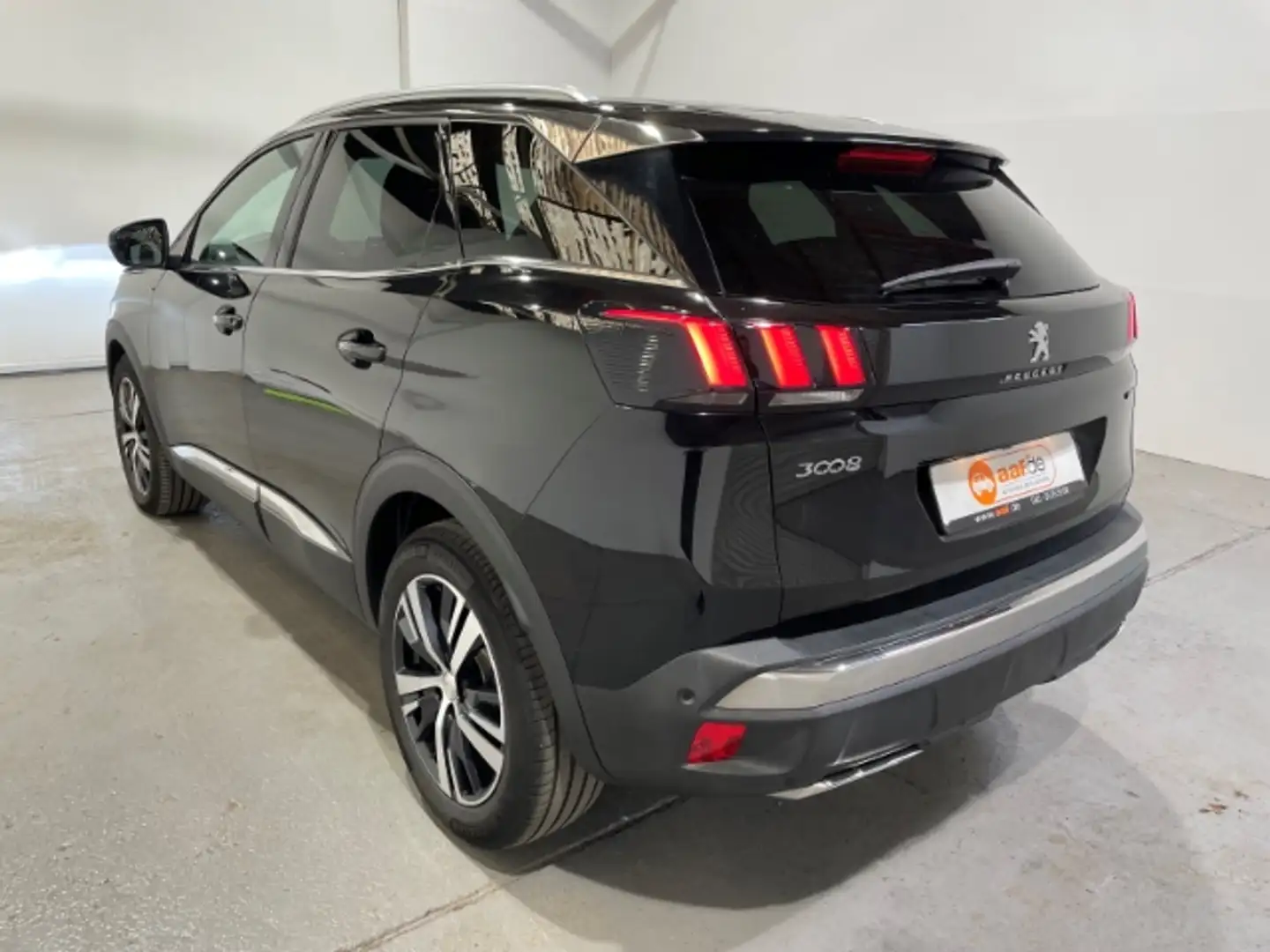 Peugeot 3008 1.5 BlueHDi Allure Automatik EU6d-T Leder Navi LED Schwarz - 2