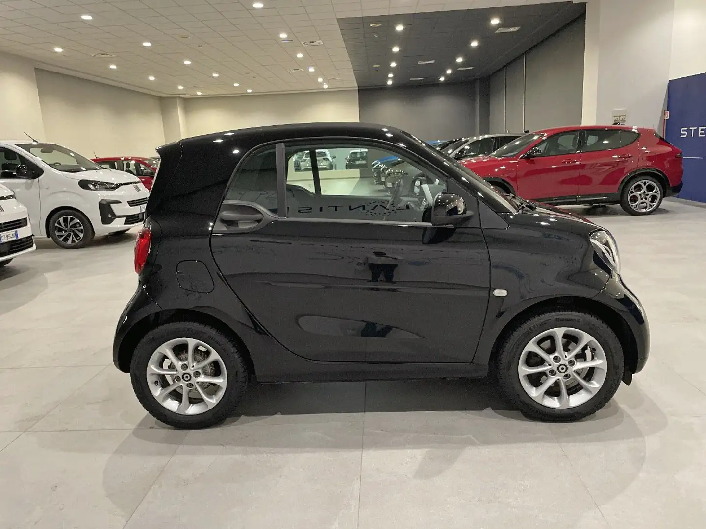 smart forTwo cabrio 70 1.0 52kW passion twinamic Nero - 2