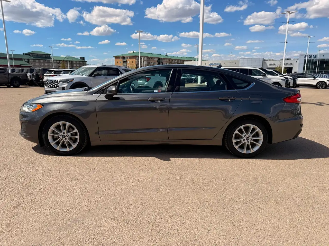 Ford Fusion снимка Ford Fusion