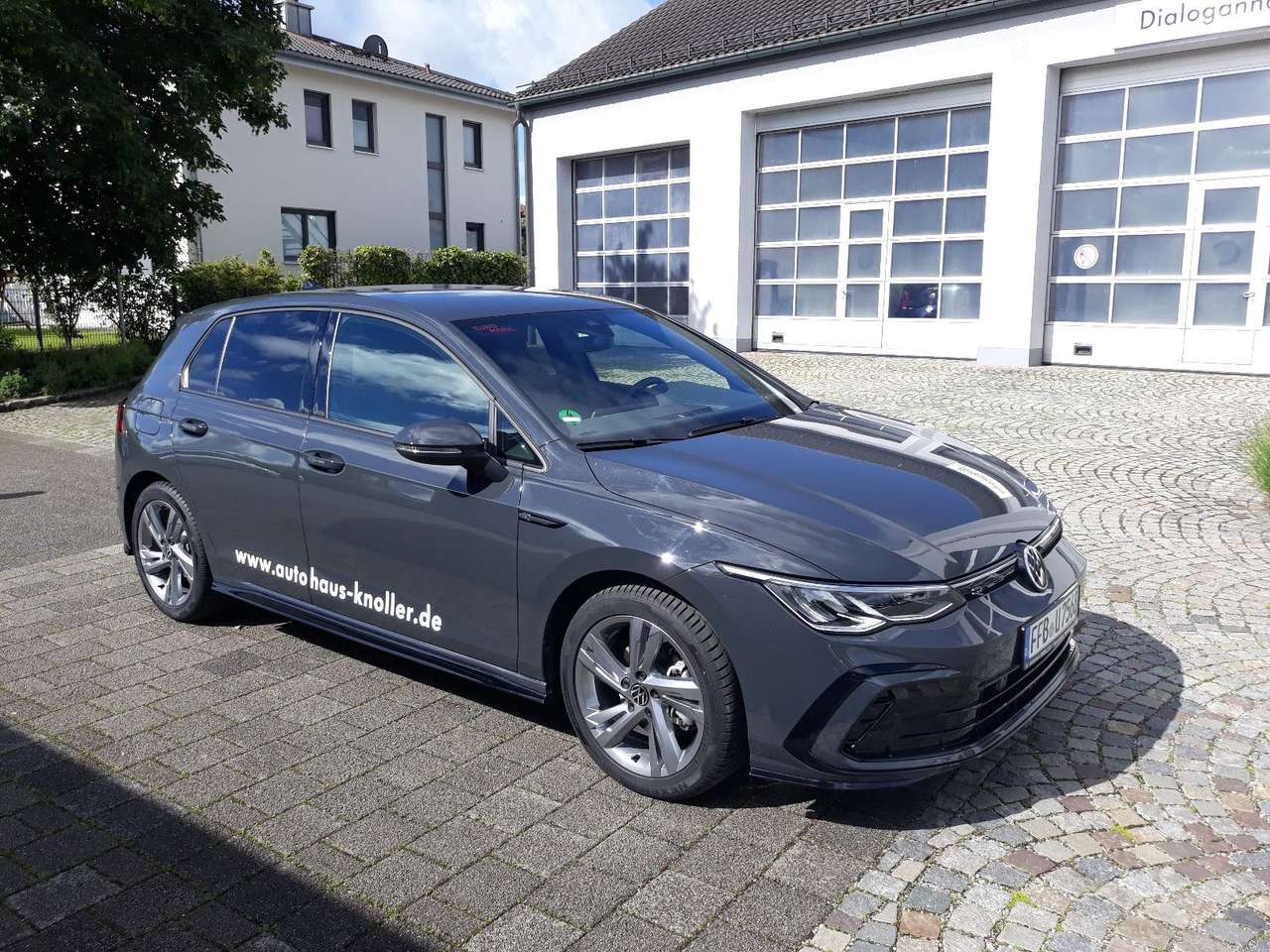 Volkswagen Golf 2022 — VIII 1,5 l TSI R-Line