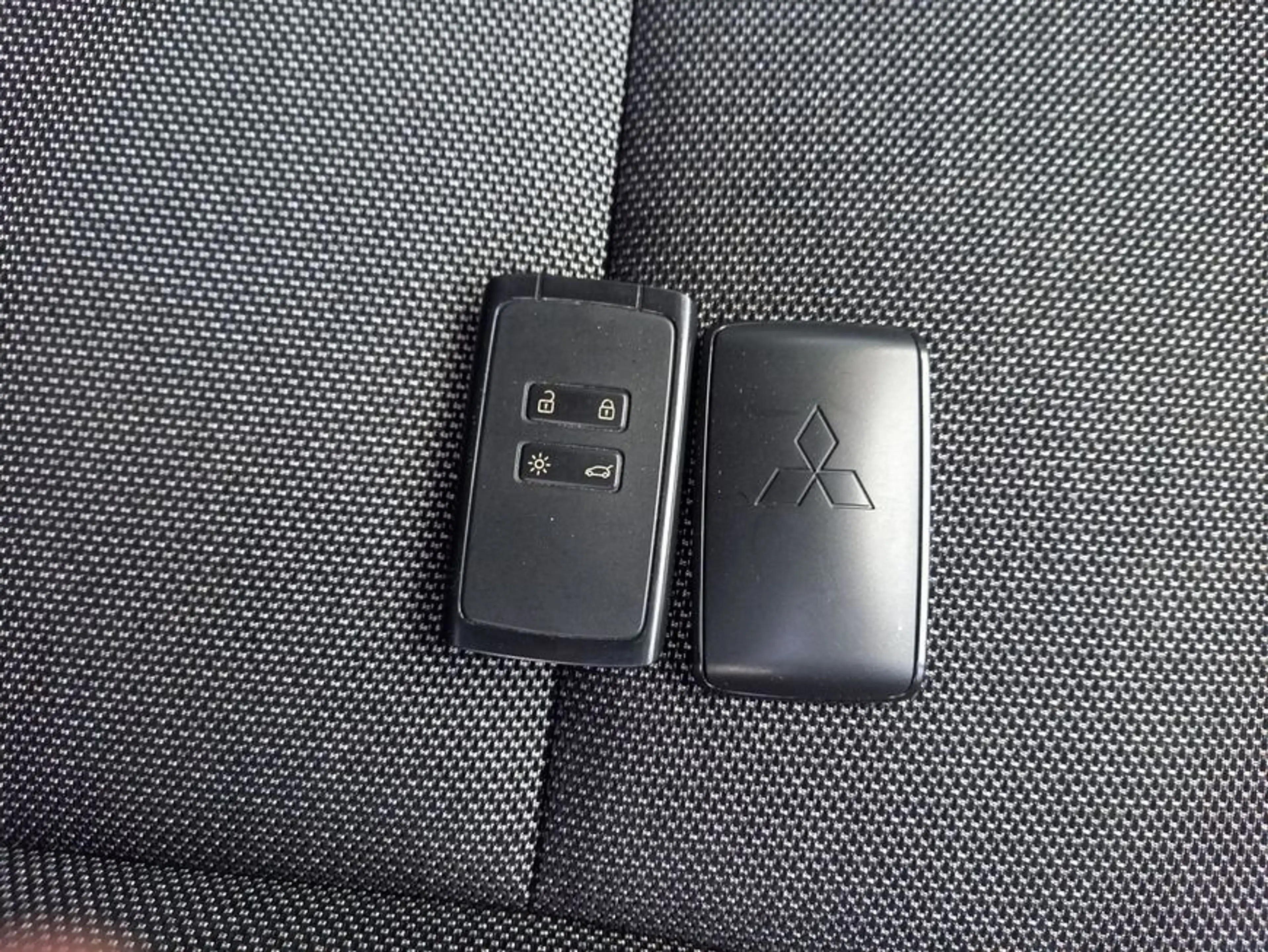 Mitsubishi ASX 1.6 PLUG-IN-HYBRID INTRO EDITION UVP: 39.390 — photo 22