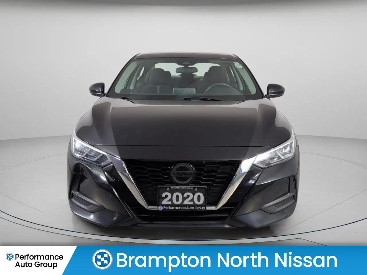 Nissan Sentra снимка Nissan Sentra
