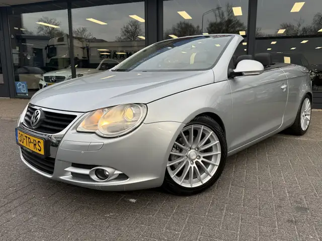 Volkswagen Eos 2.0-16v FSI