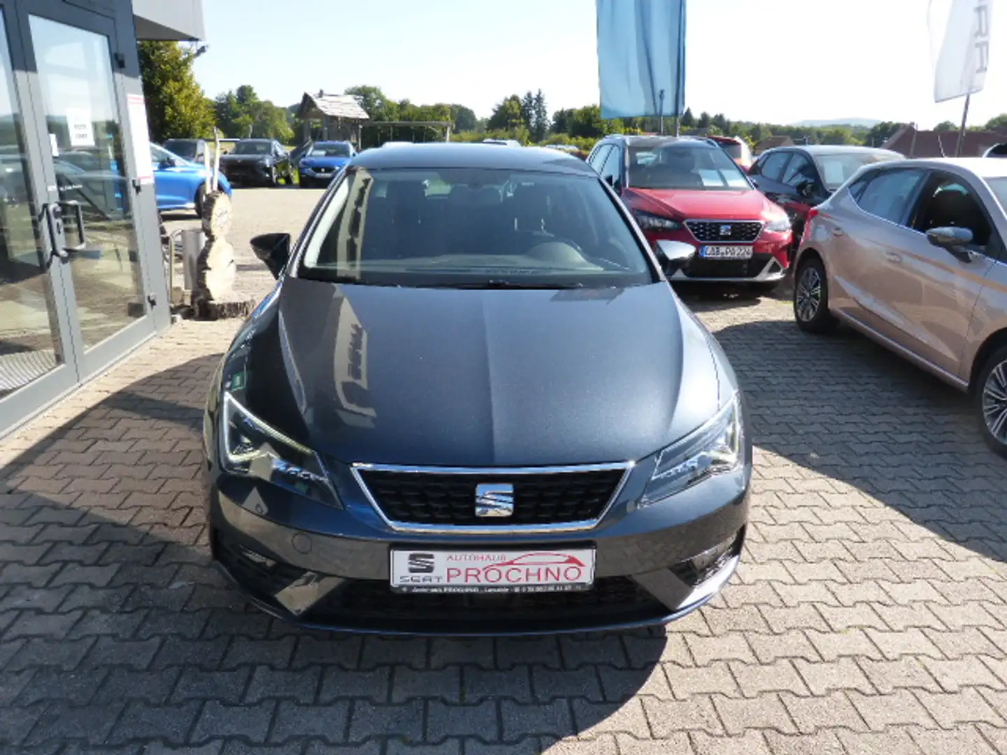 SEAT Leon Style SEAT Leon Style 1.5 TSI 131PS Gris - 2