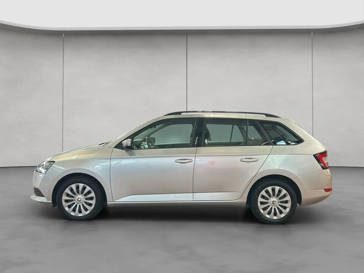 Skoda Fabia Combi 1.0 TSI Ambition Navi Ezüst - 2