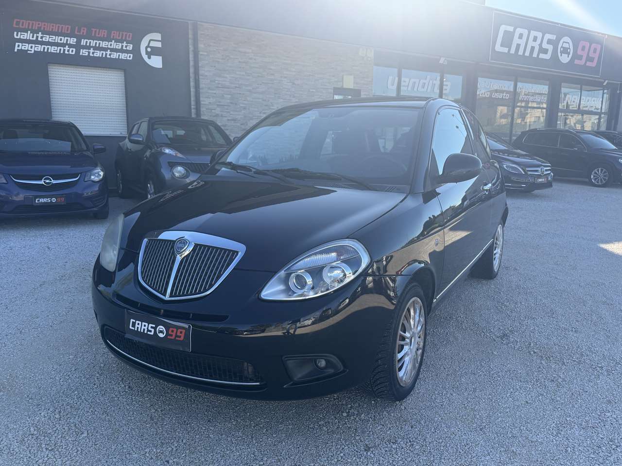 Lancia Ypsilon 1.2 8v Diva 69cv