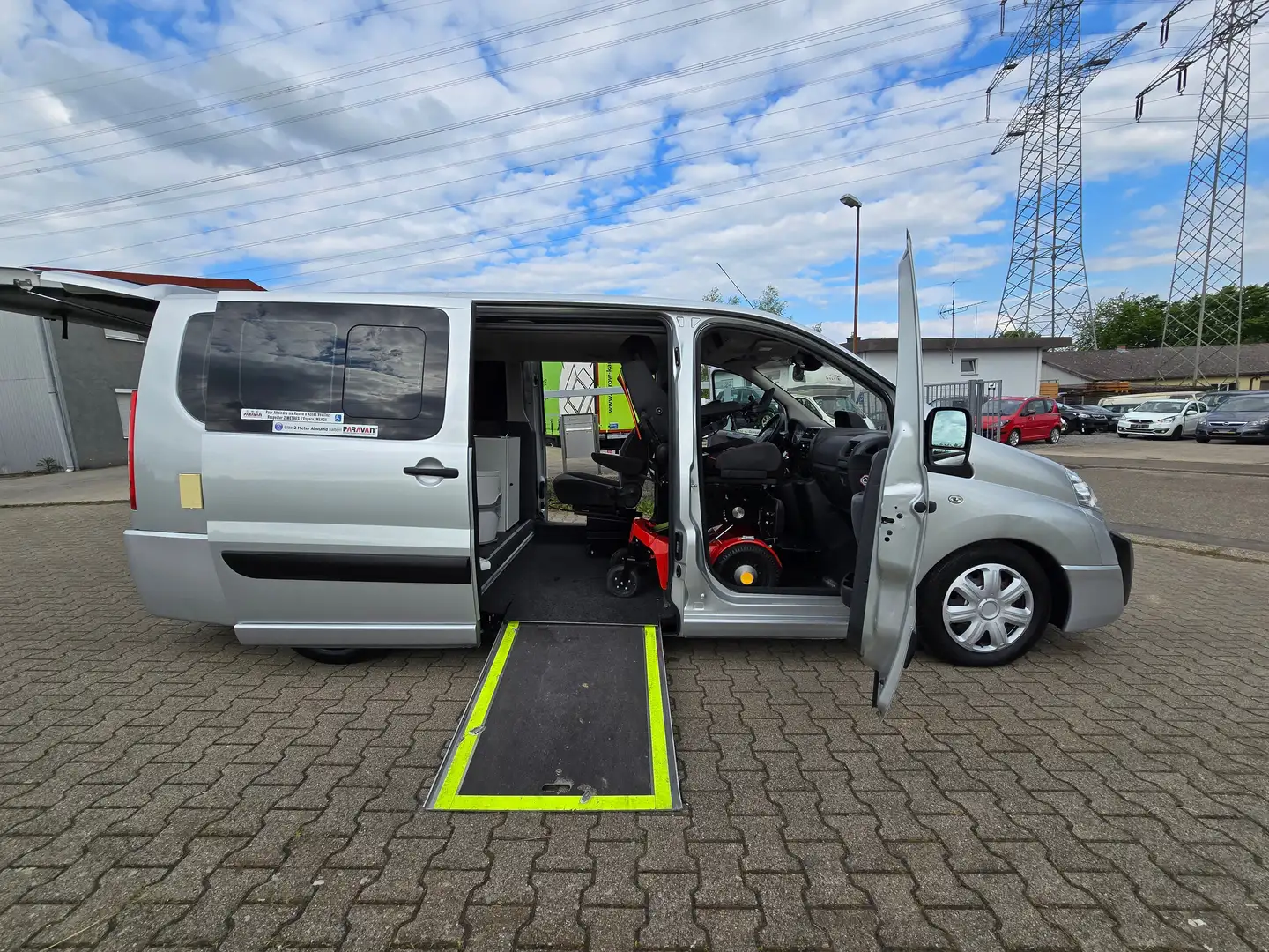 Citroen Jumpy HDi 165 FAP L2 Multispace Tendance (6 Sitze) Grau - 1