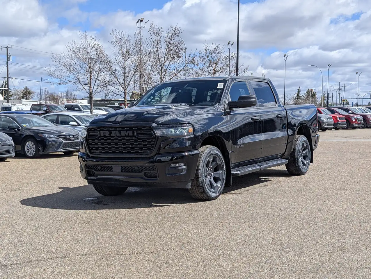 RAM 1500 снимка RAM 1500
