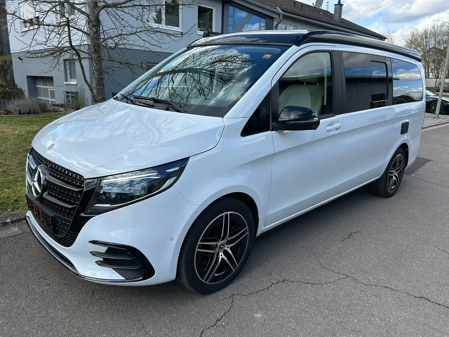 Mercedes-Benz V 300 Marco Polo *AMG Line* Blanc - 1