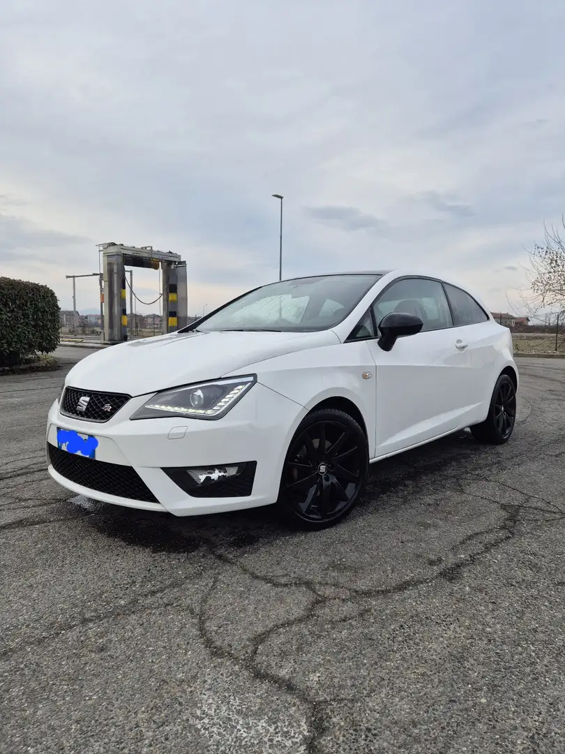 SEAT Ibiza SC 1.2 tsi FR 110cv - 1