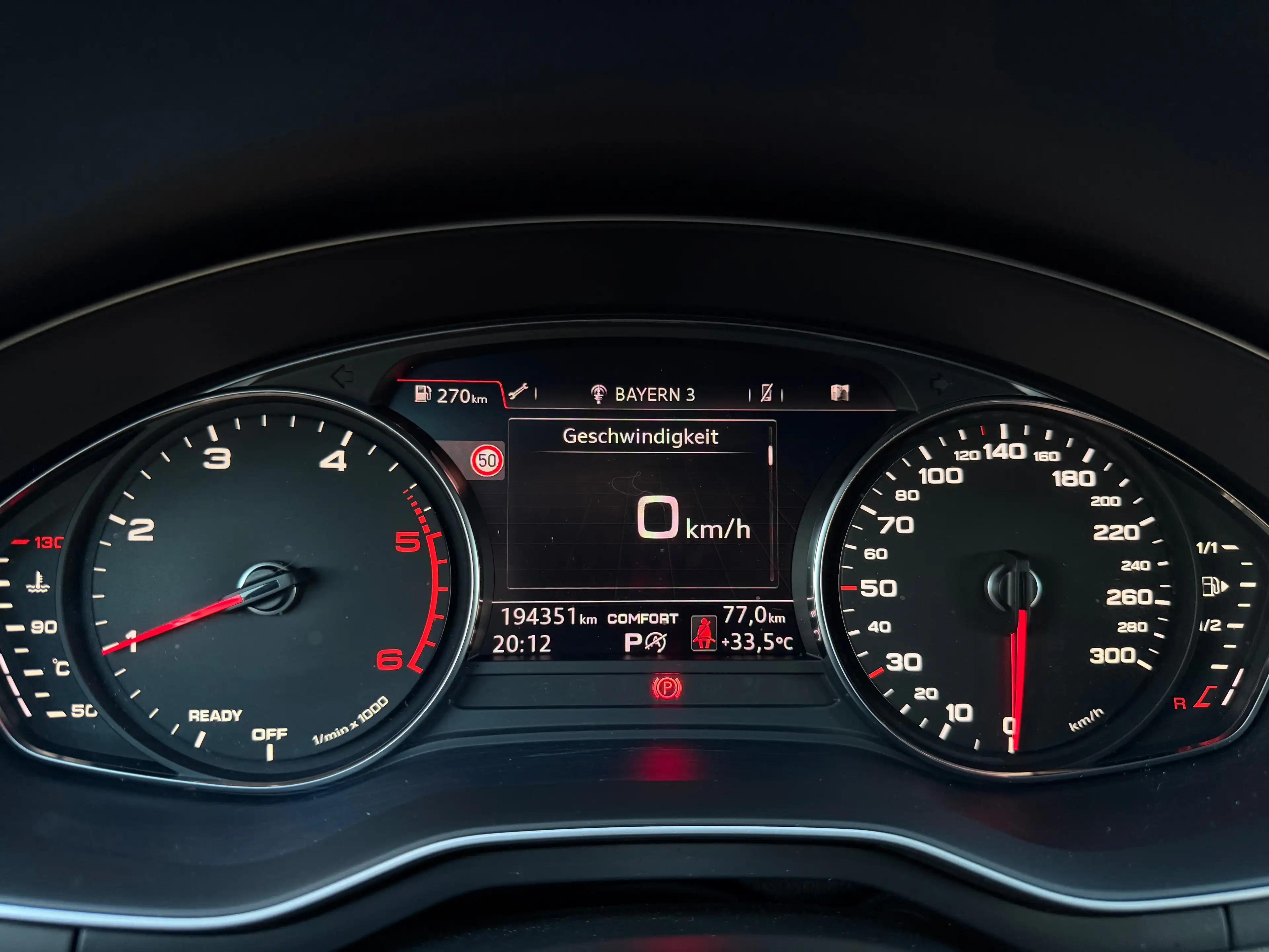 Audi A4 40 TDI sport — photo 14