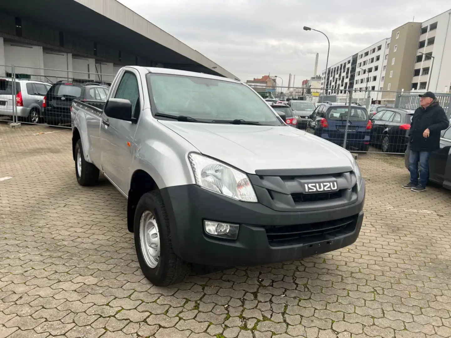 Isuzu D-Max Ezüst - 1