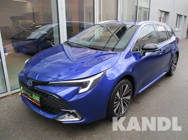 Toyota Corolla Touring Sports 1.8  Teamplayer ACC+LED