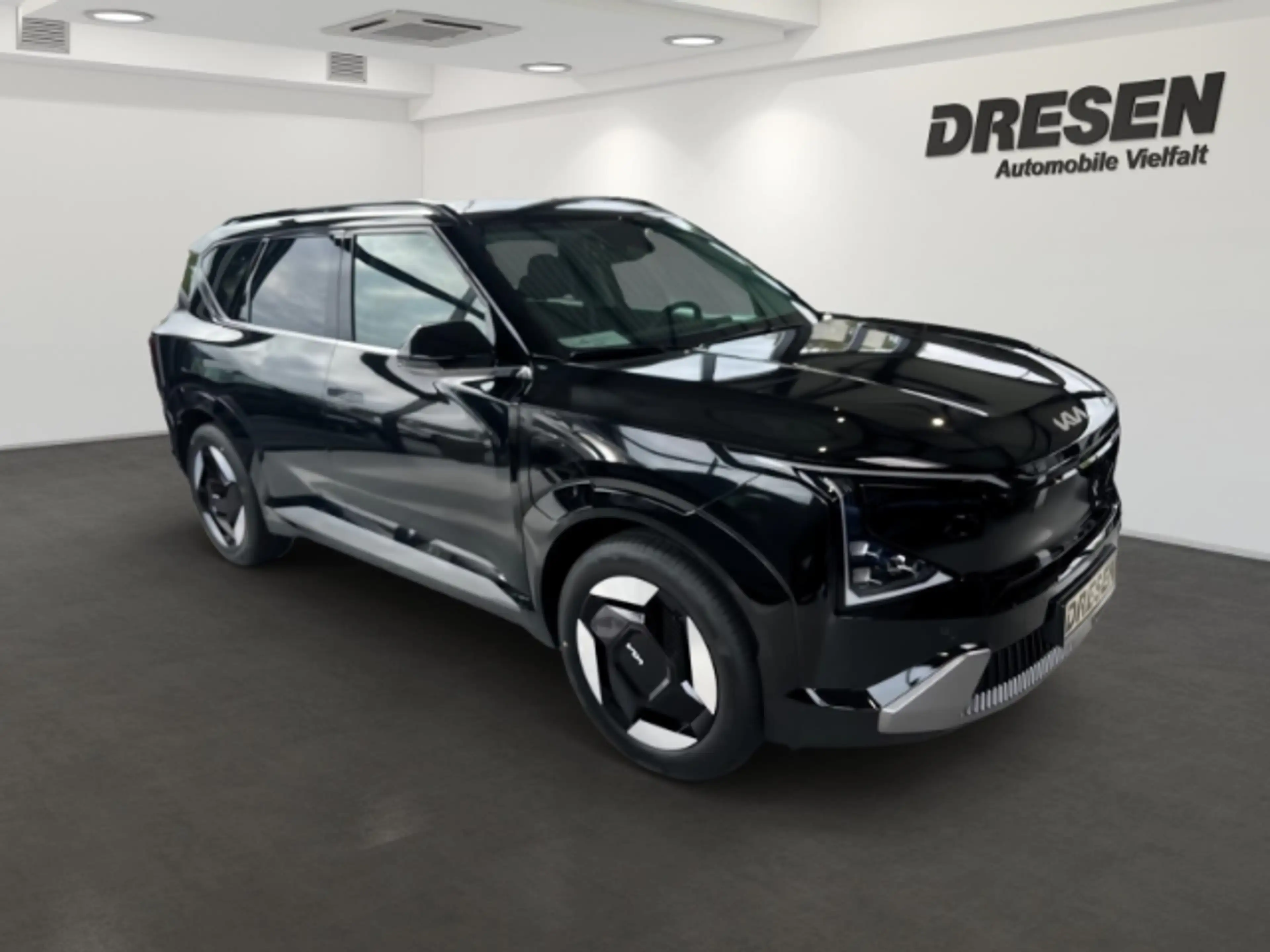 Kia EV5 Earth 81,4 kWh WÄRMEPUMPE,CARPLAY,KAMERA,DAB — photo 2