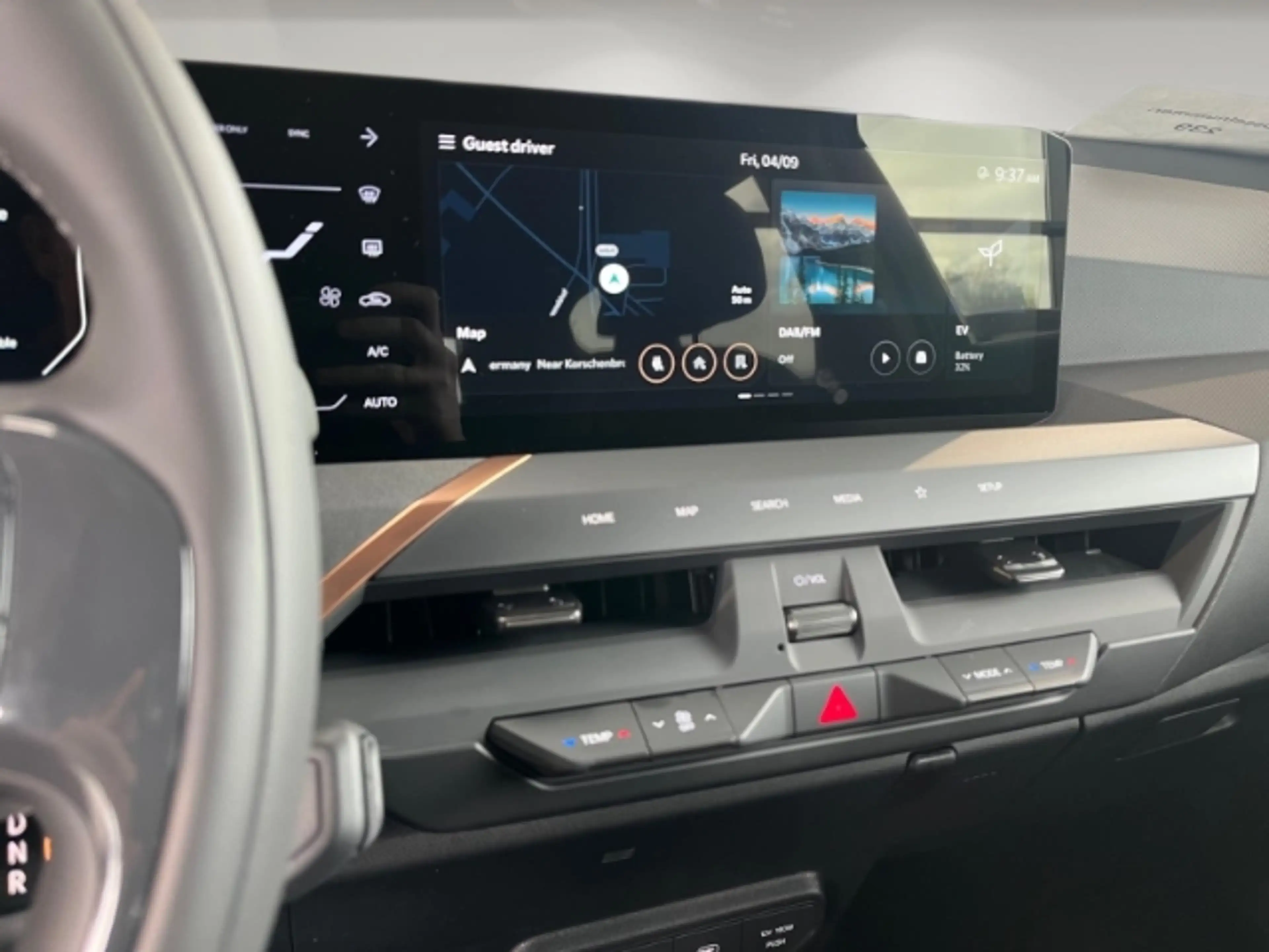 Kia EV5 Earth 81,4 kWh WÄRMEPUMPE,CARPLAY,KAMERA,DAB — photo 9