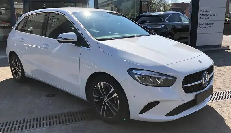 Mercedes-Benz B 200