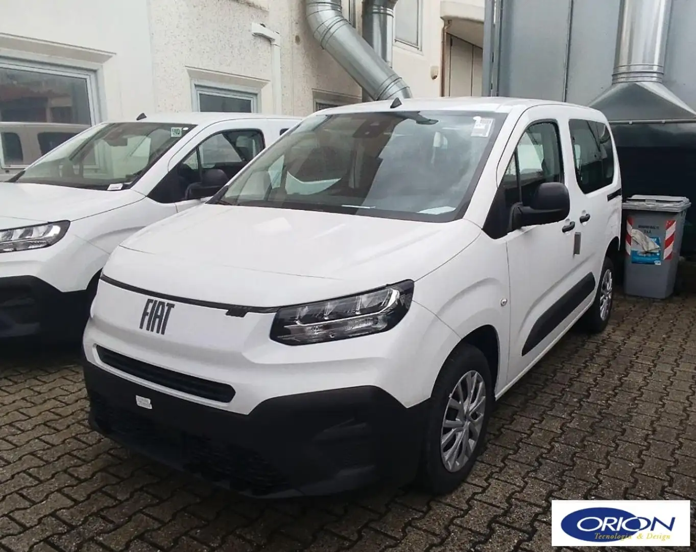 Fiat Doblo Ribassato TRASPORTO DISABILI Bianco - 1