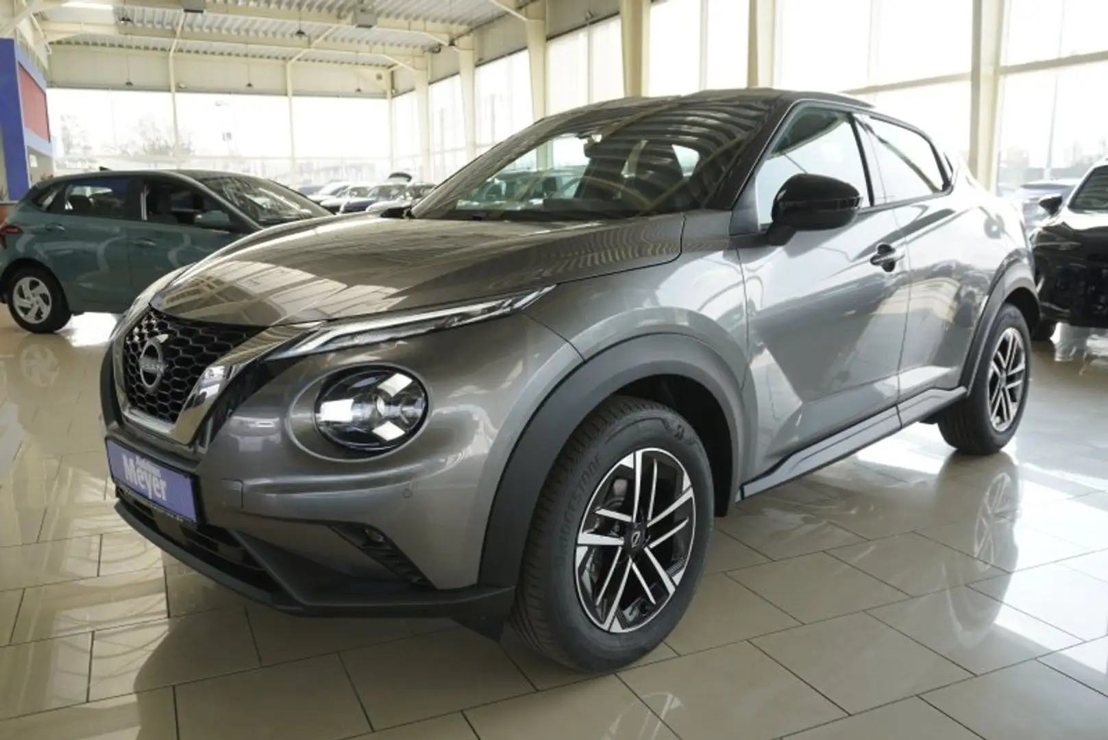 Nissan Juke Facelift 1.0 DIG-T 17*Alu/Navi/LED/Kamera   ** Gris - 1