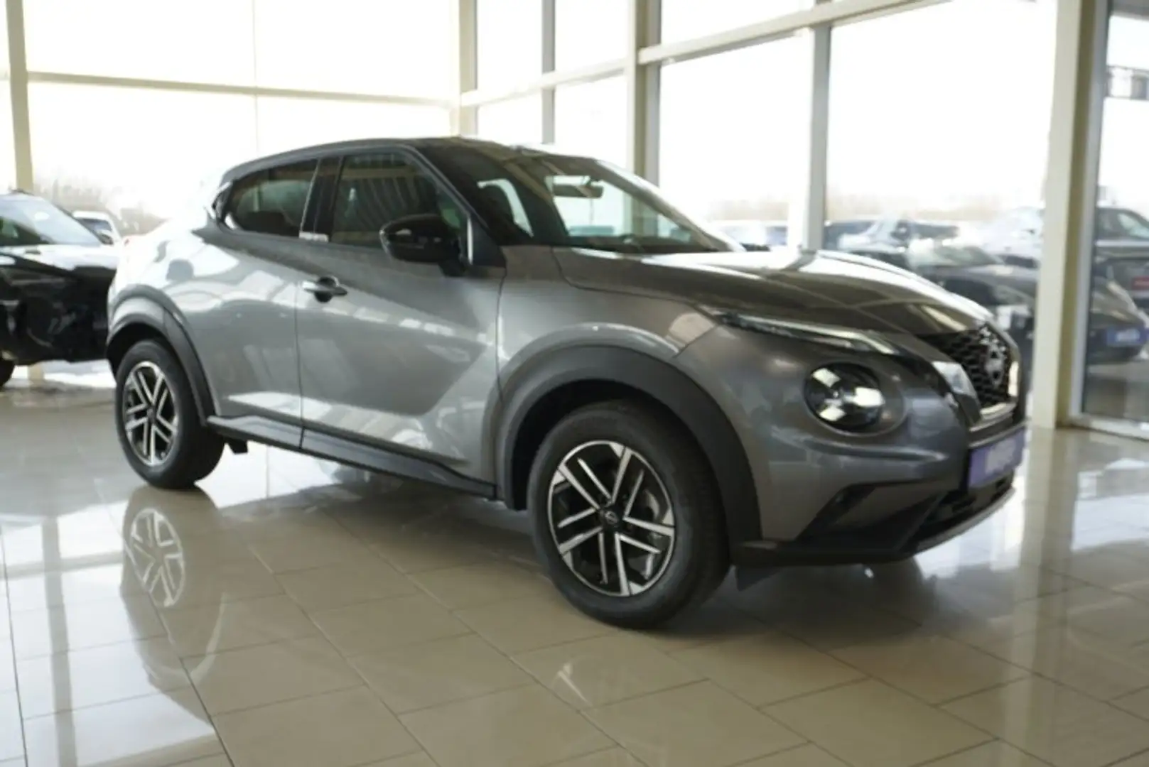 Nissan Juke Facelift 1.0 DIG-T 17*Alu/Navi/LED/Kamera   ** Gris - 2