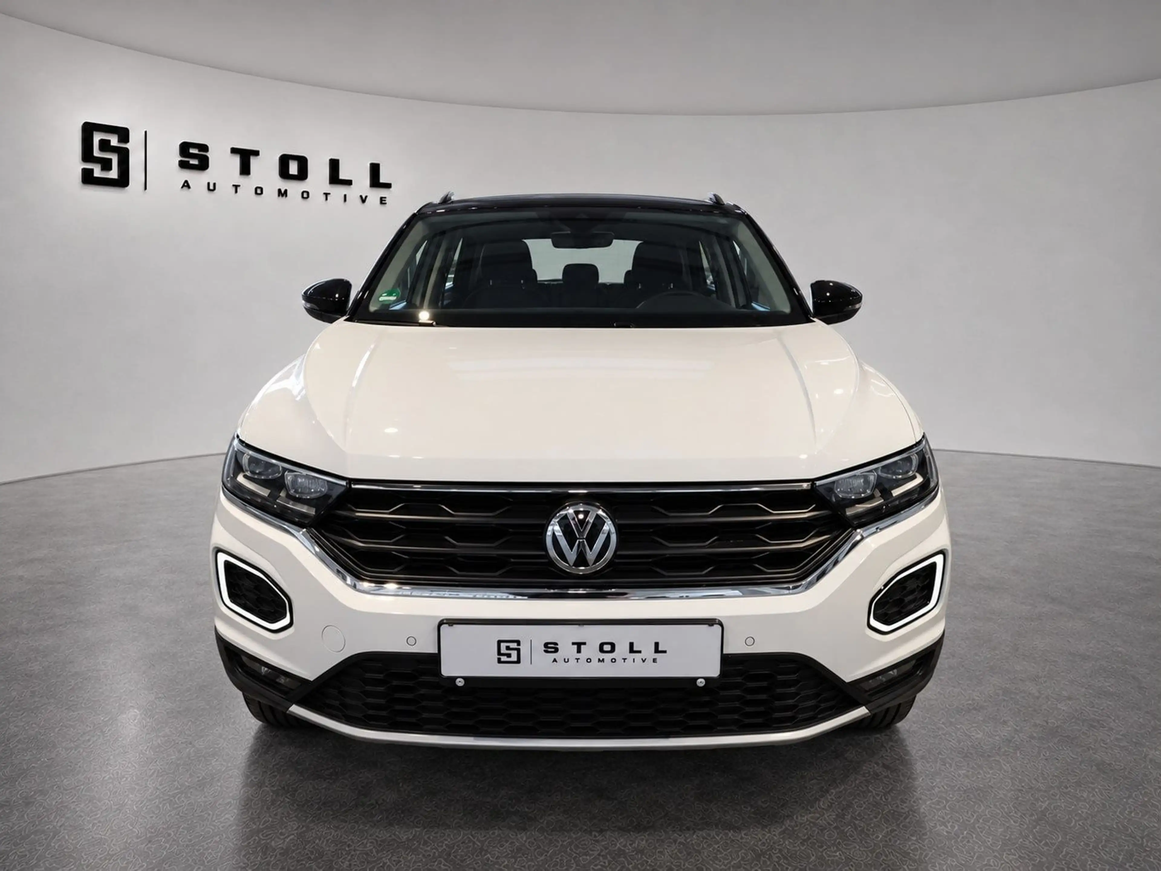 Volkswagen T-Roc 1.5 TSI IQ.DRIVE DSG Navi+ACC+RearView — photo 2