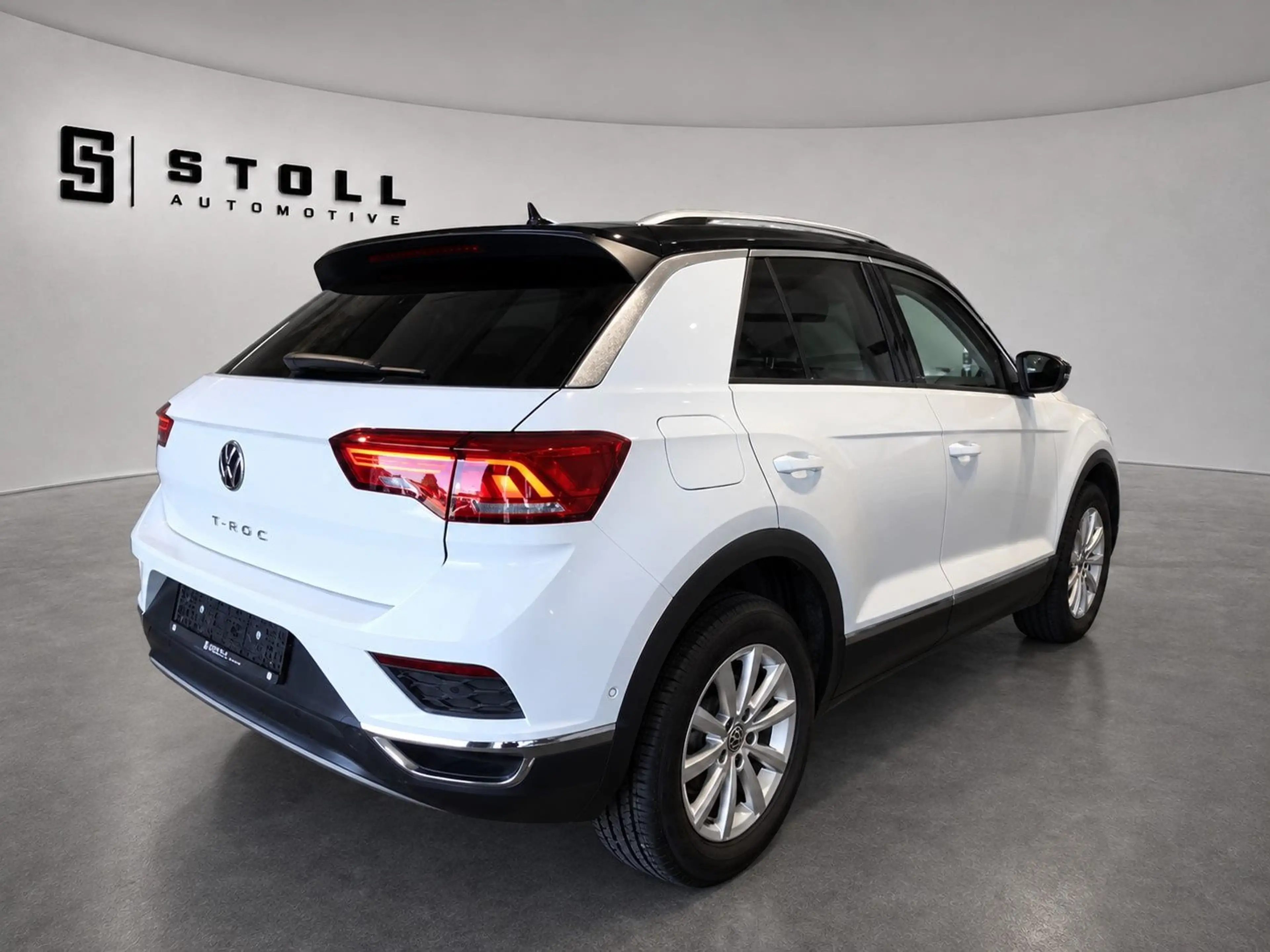 Volkswagen T-Roc 1.5 TSI IQ.DRIVE DSG Navi+ACC+RearView — photo 5