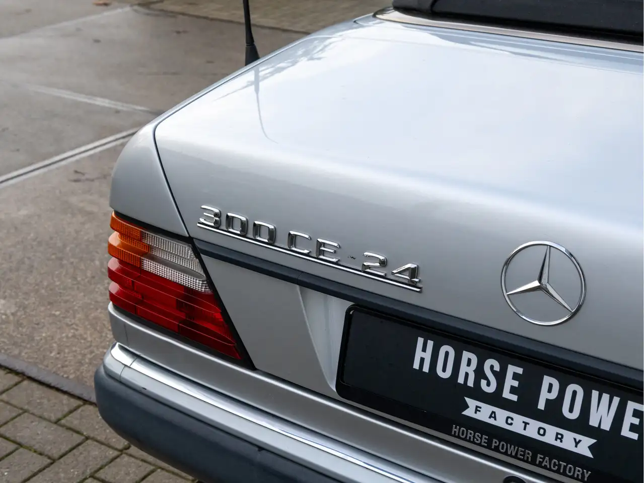 Mercedes-Benz CE 300 300 24-v W124, foto 12