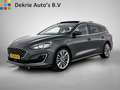 Ford Focus Wagon 1.0 126PK Vignale / Leder / Panoramadak / Na Grijs - thumbnail 1