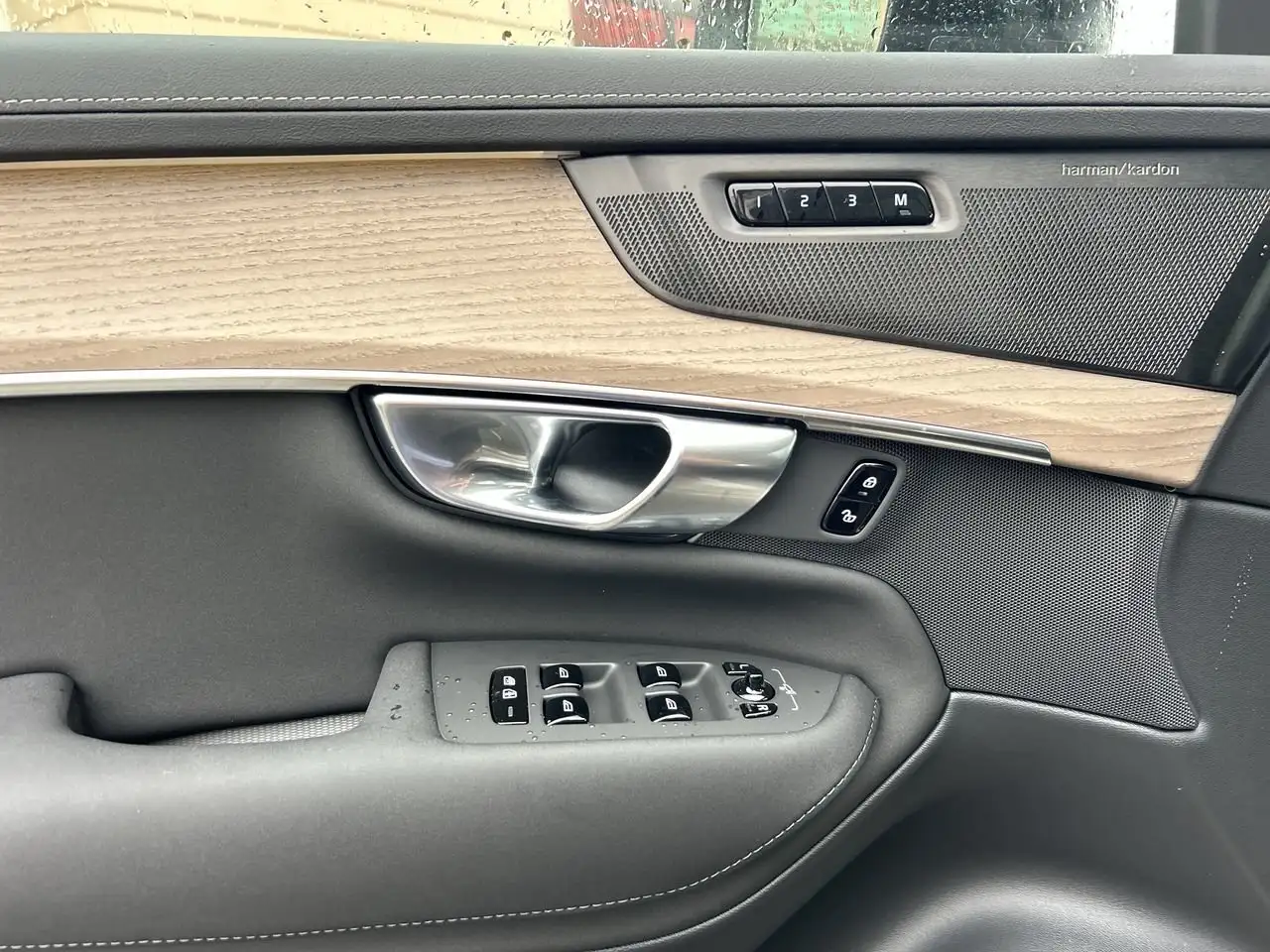 Volvo XC90 снимка Volvo XC90