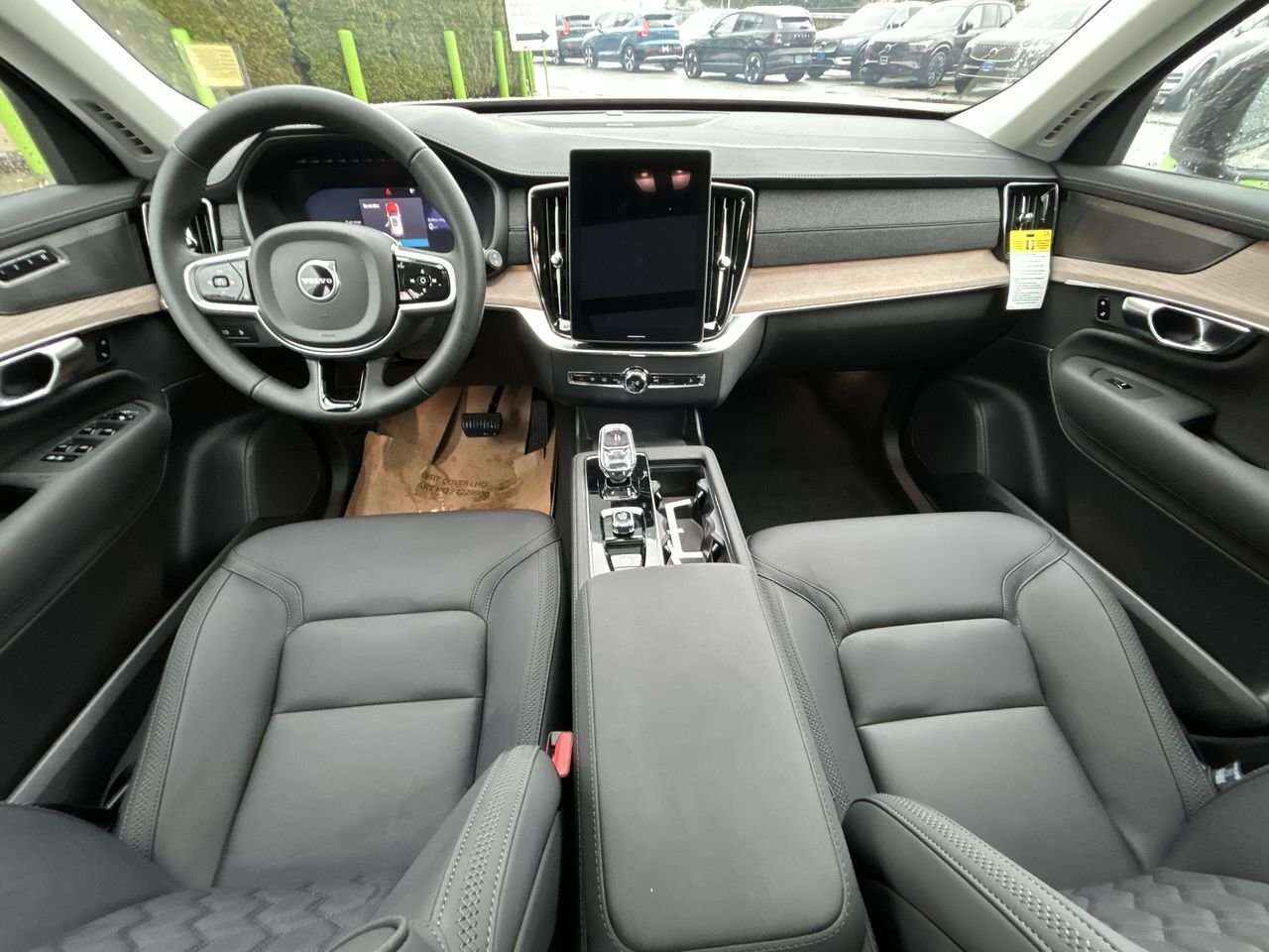 2026 Volvo XC90 Plus 7-Seater (Dark Theme) Rear Camera Washer | Ha thumb 27