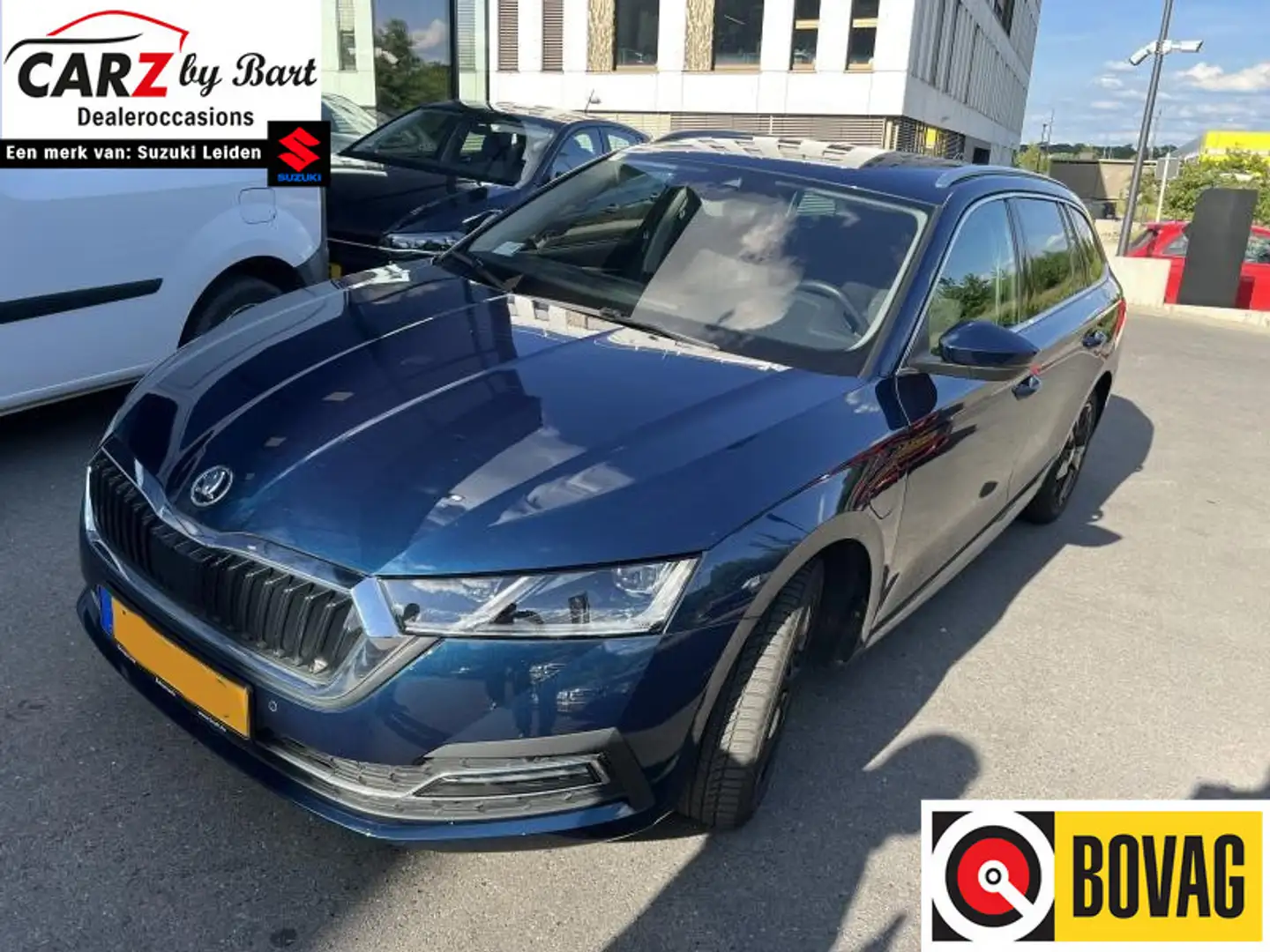 Skoda Octavia Combi 1.4 TSI iV PHEV SPORTLINE BUSINESS AUT. Matr Blauw - 1