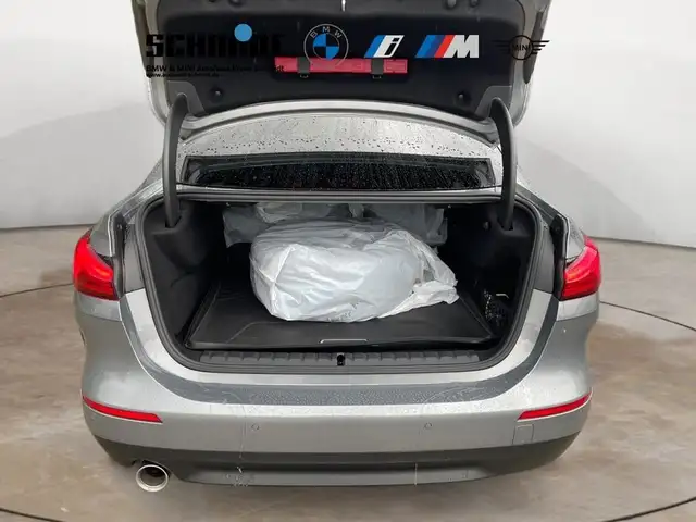 BMW 2 Series view 6