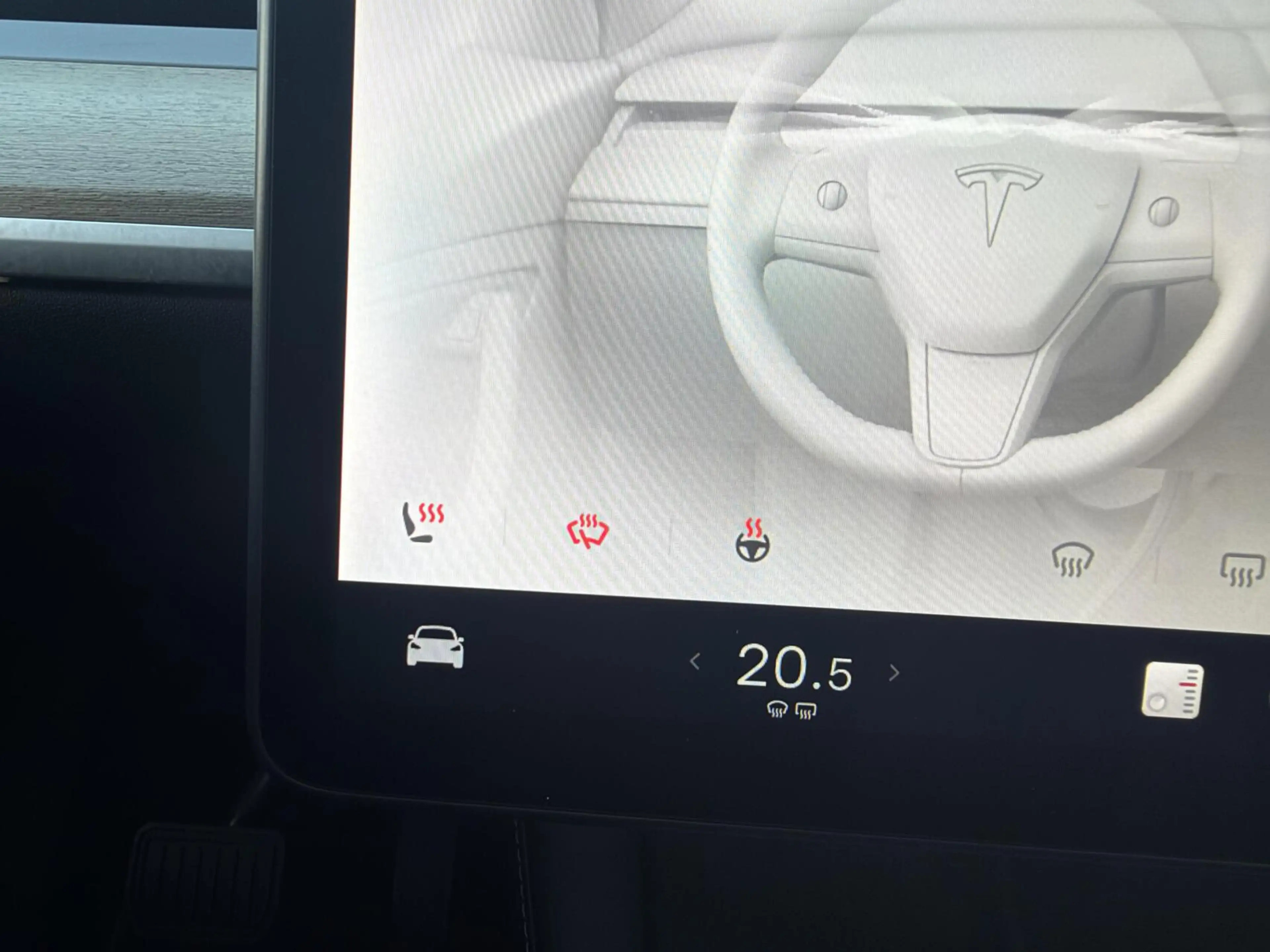 Tesla Model Y Long Range AWD 75 kWh SOH 92% — photo 20
