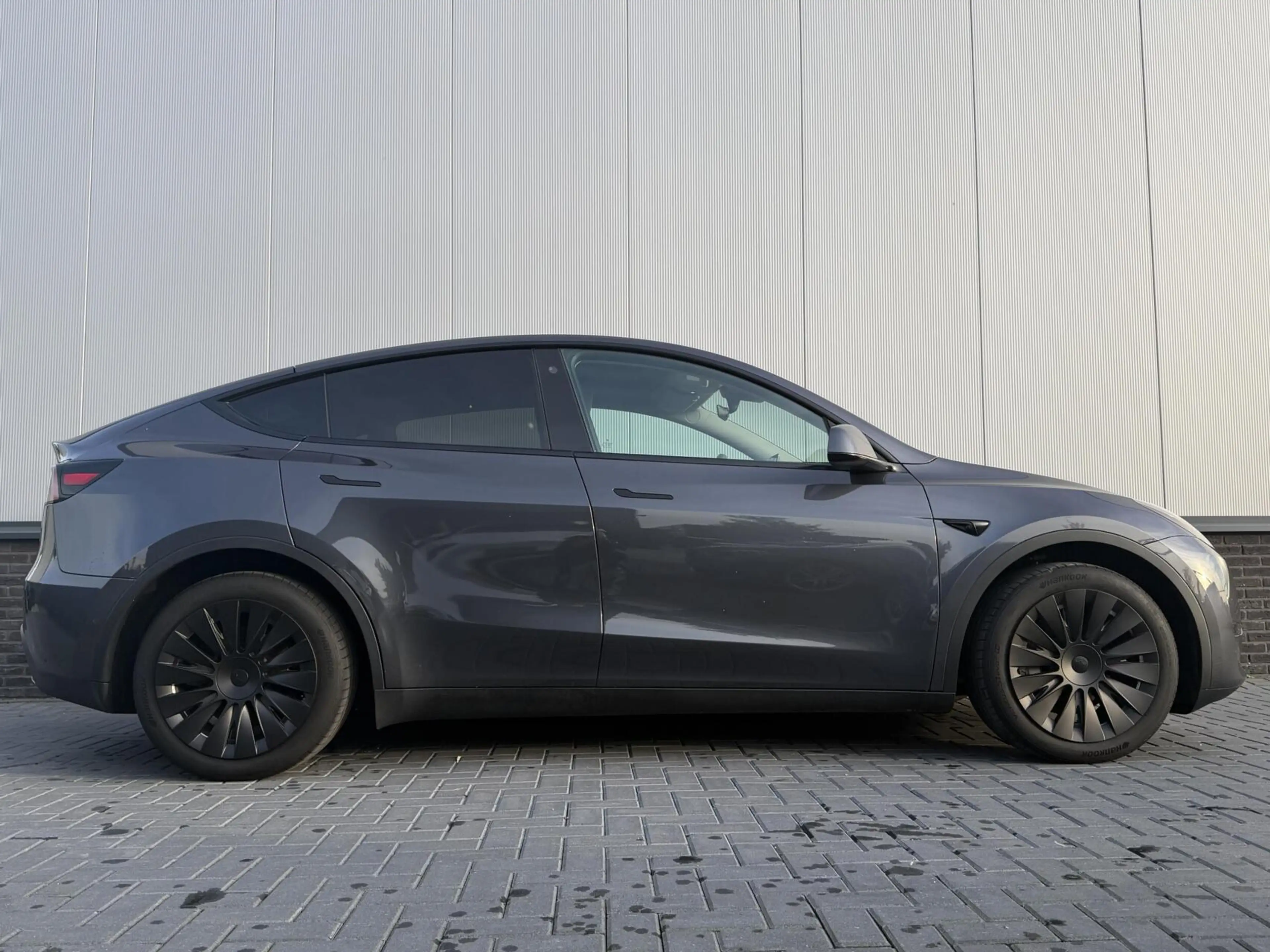Tesla Model Y Long Range AWD 75 kWh SOH 92% — photo 6