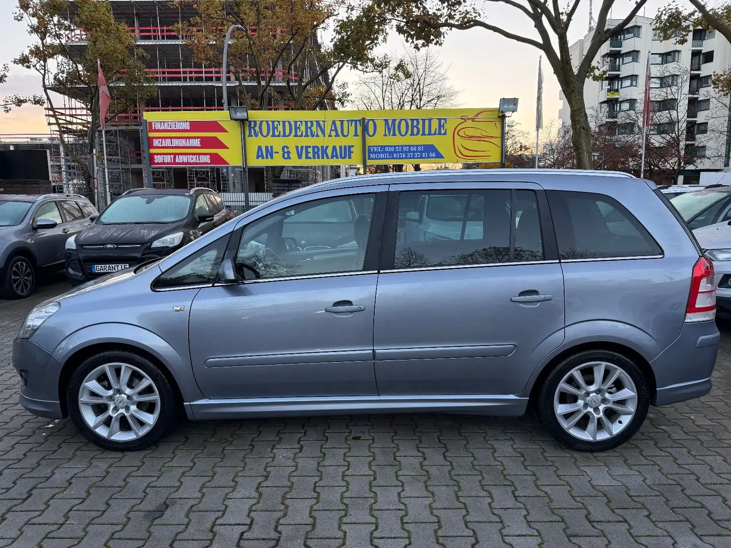 Opel Zafira B Sport *7 SITZER* VOLL Silber - 2