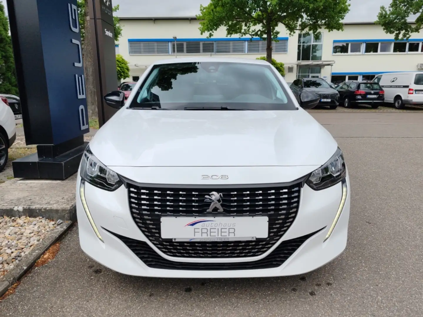 Peugeot 208 Active Pack 1.2 PureTech 100 EU6d LED Apple CarPla Weiß - 2