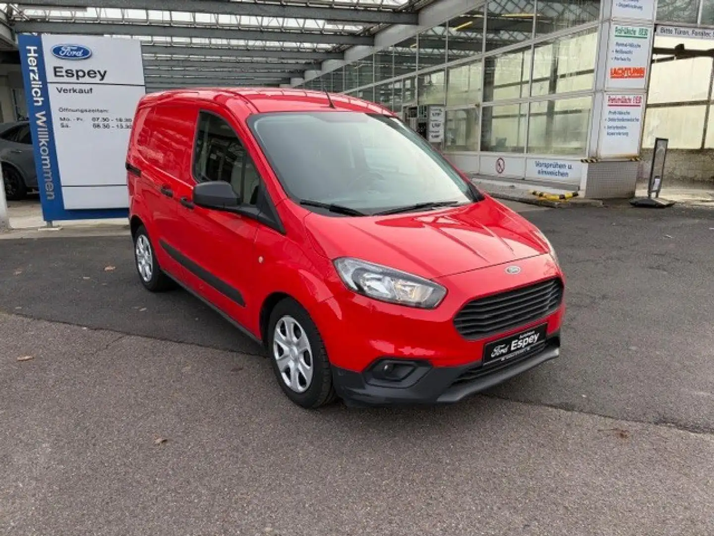 Ford Transit Courier Trend Rouge - 1
