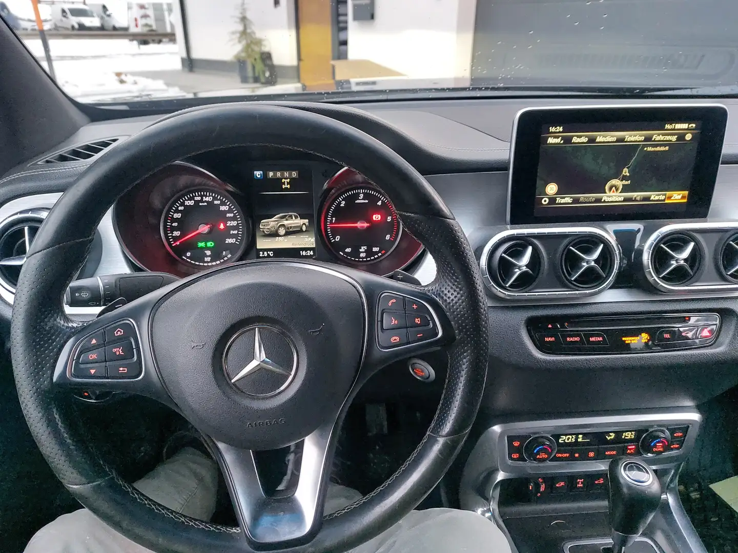 Mercedes-Benz X 350 X 350 d 4MATIC POWER-Edition Aut. 190 KW Grau - 2