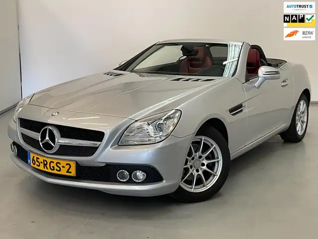 Mercedes-Benz SLK 200 NL-auto / Pano / Airscarf / Leder / Stoelverwarmin