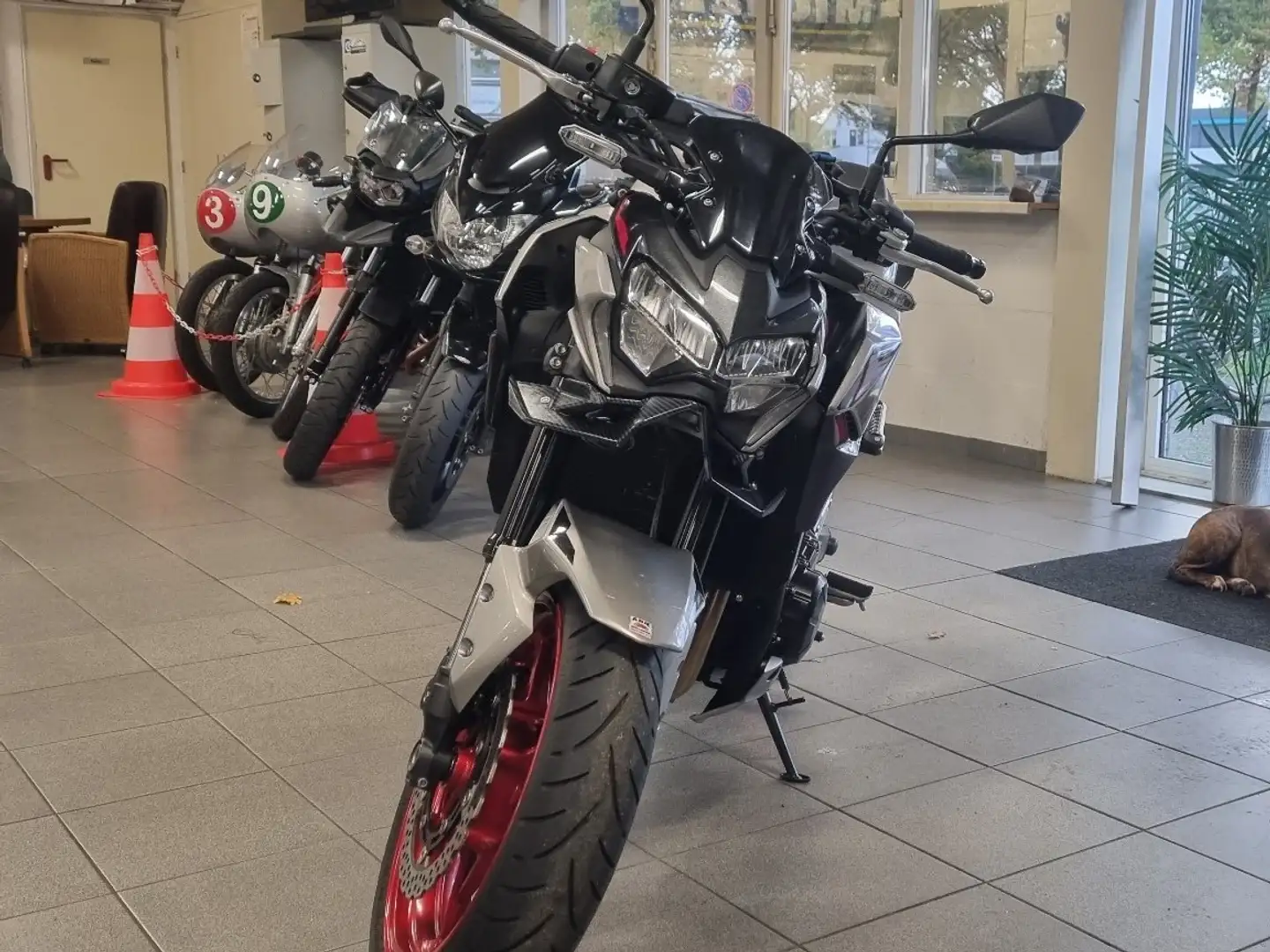 Kawasaki Z 900 35kw Argintiu - 2