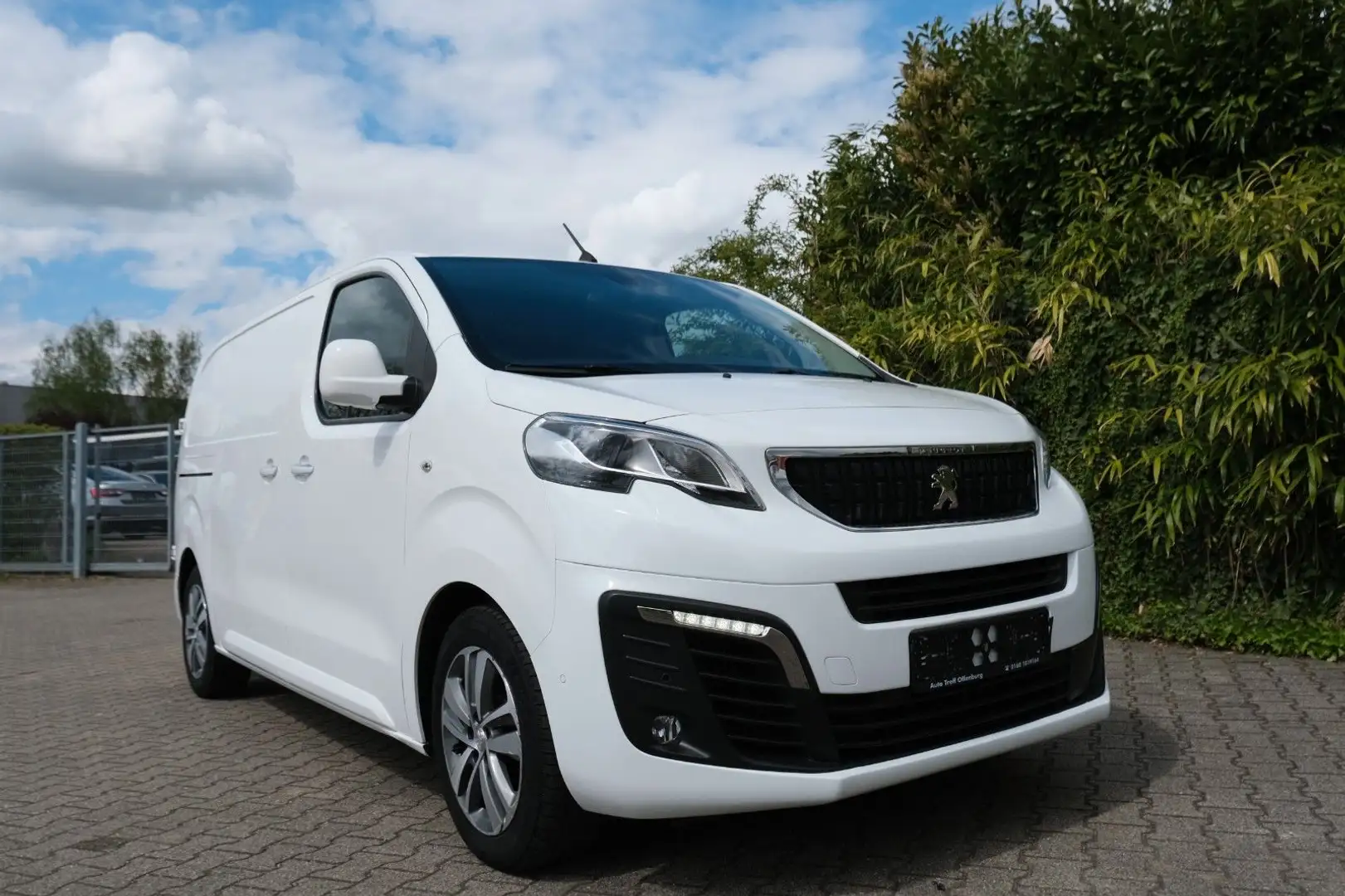 Peugeot Expert 2.0 190 L2  BlueHDI Premium Kam Xenon LED Weiß - 2