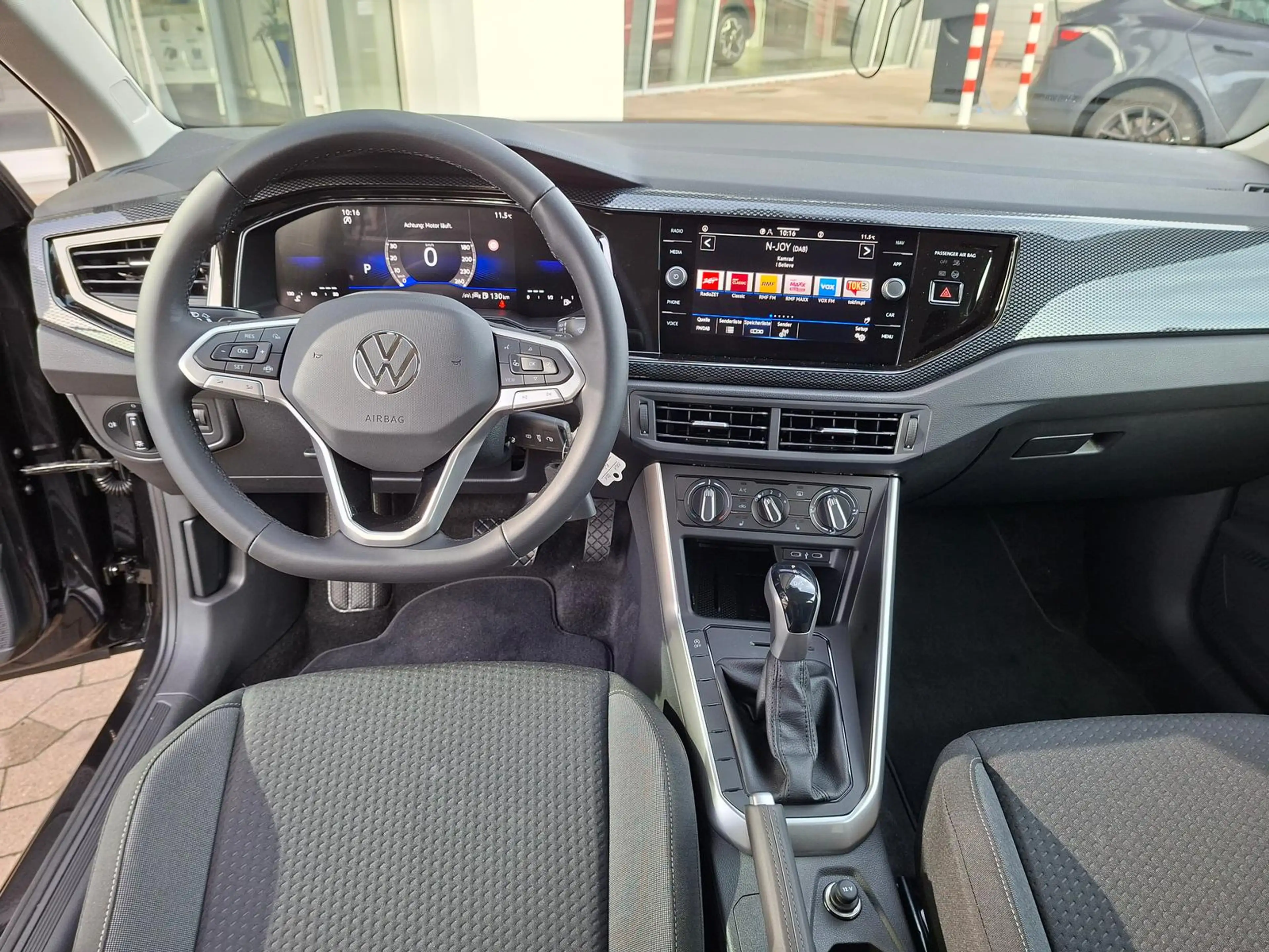Volkswagen Polo Life 1.0TSI DSG APP Sitzheizung Tempomat — photo 12