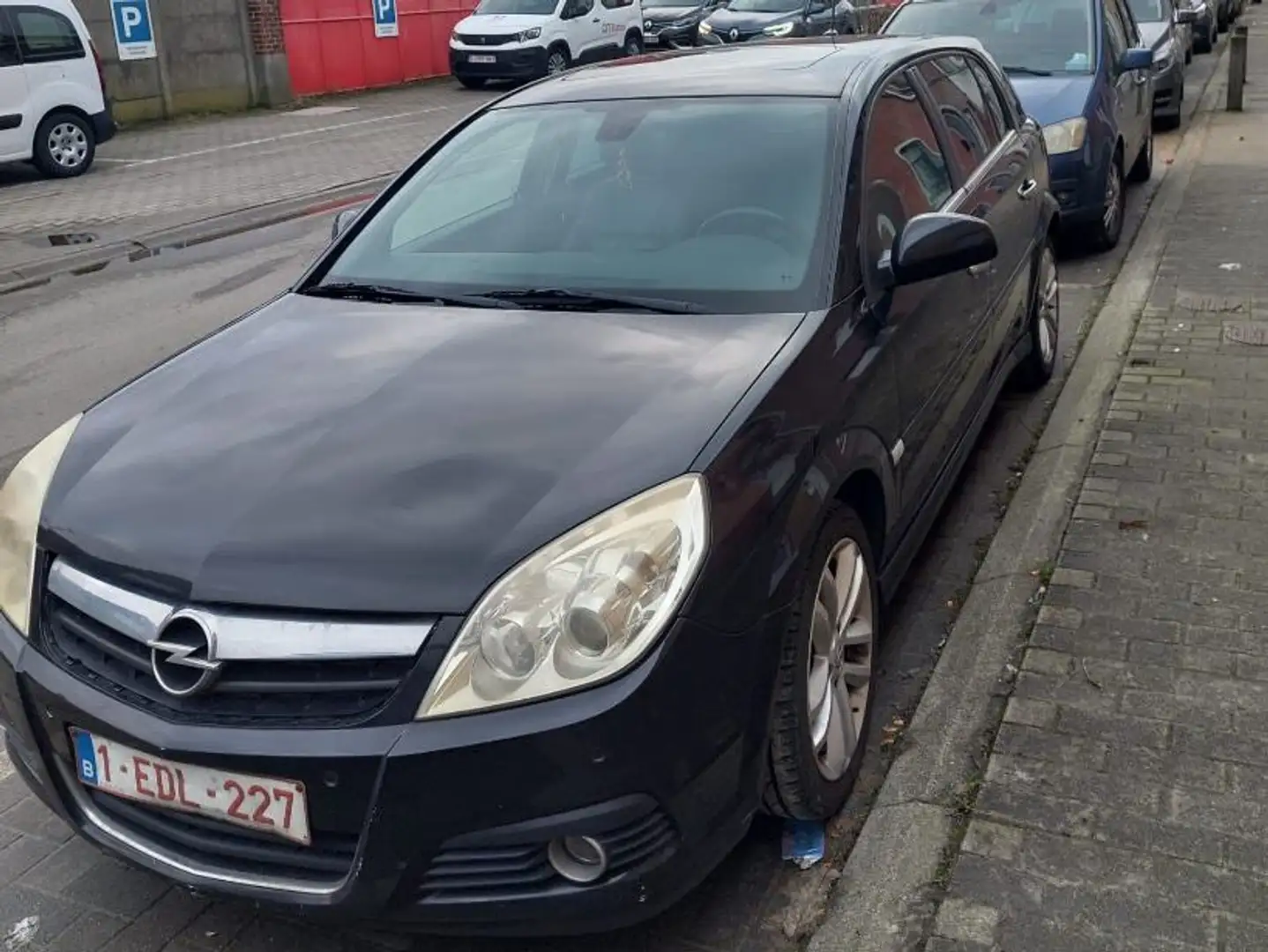Opel Signum 1.9 CDTi Sport Negro - 1