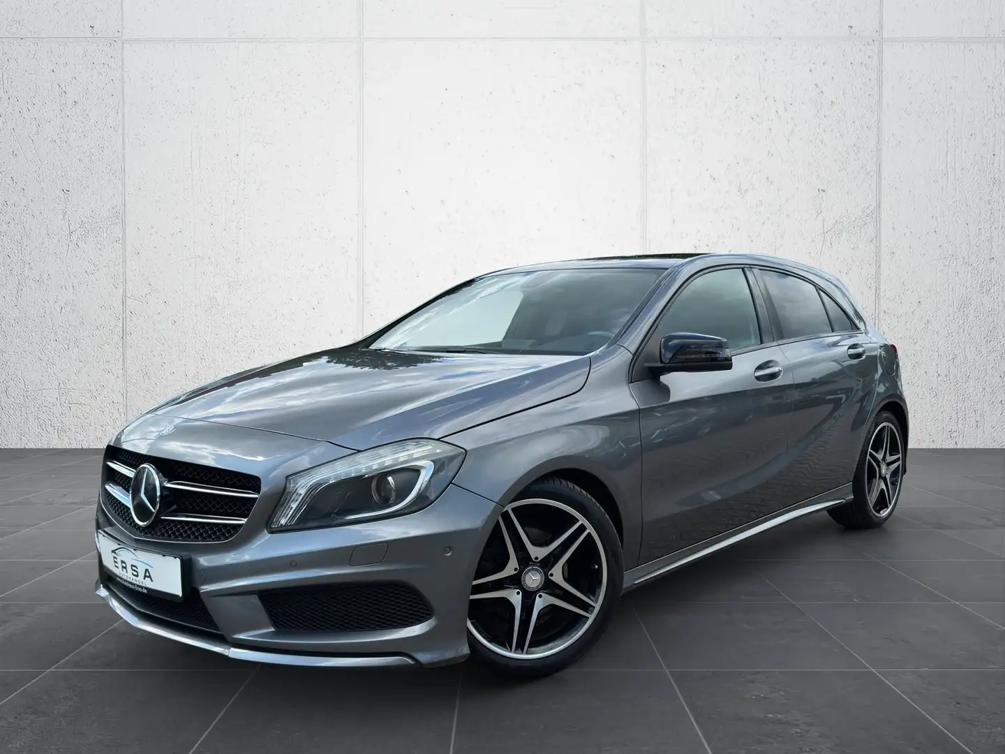 Mercedes-Benz A 180 BlueEff*AMG*Night*Pano*H&K*Navi*RFK*Xenon* Gris - 1