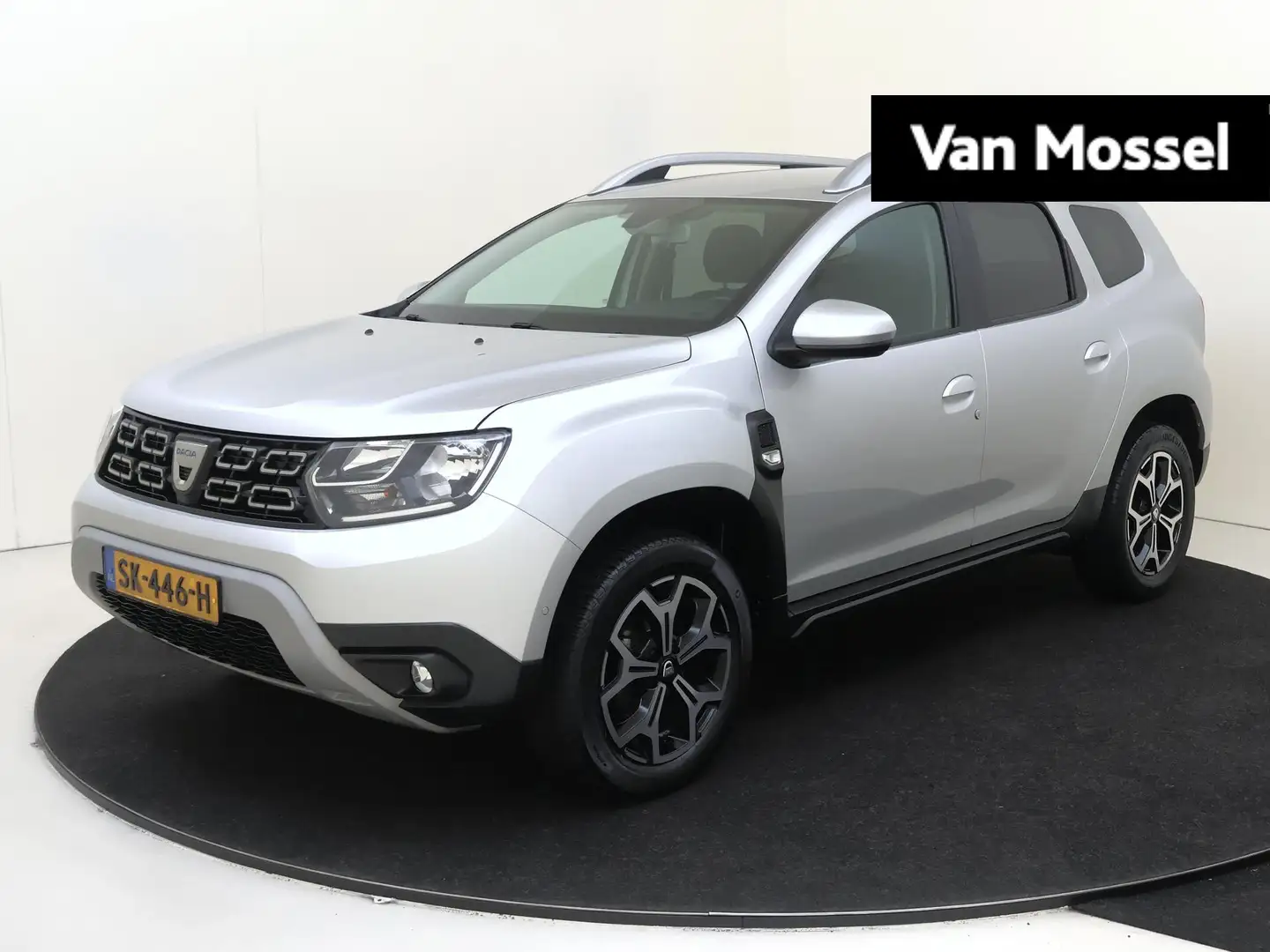 Dacia Duster 1.2 TCe130 Prestige Grijs - 1