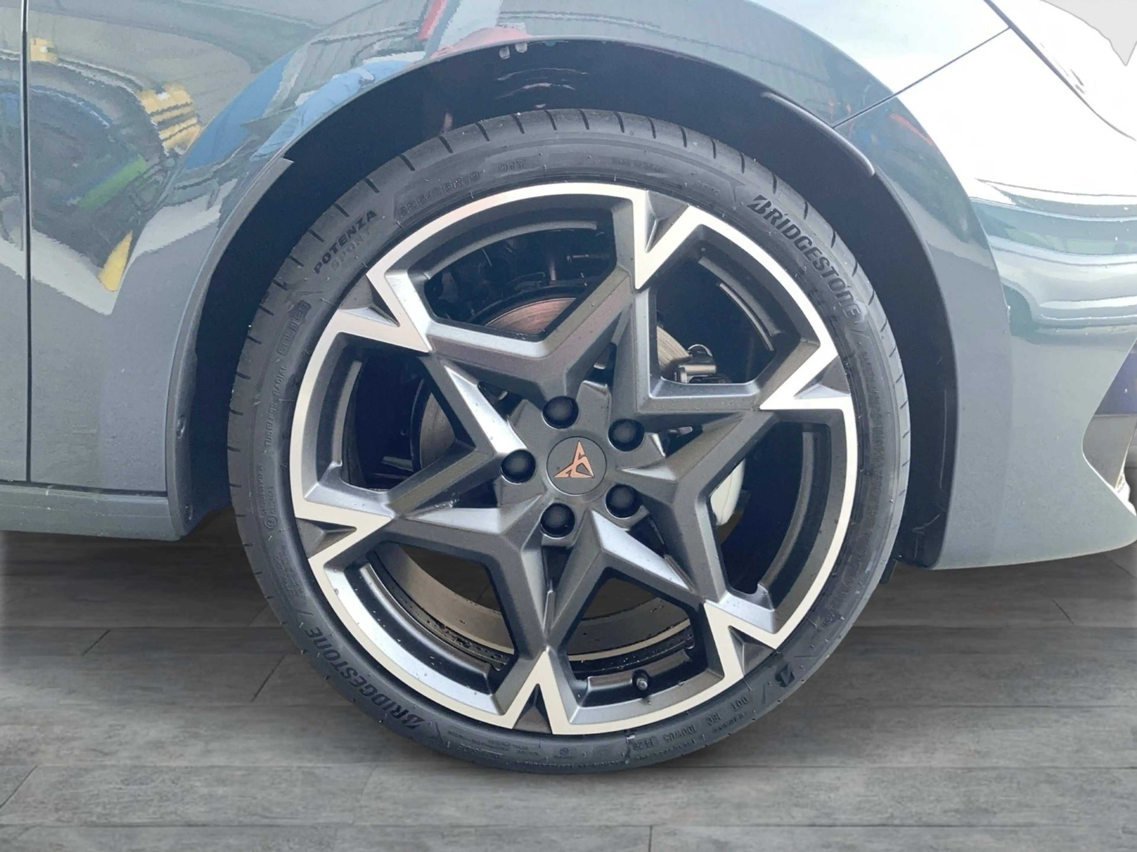 CUPRA Leon 1.5 TSI — photo 5