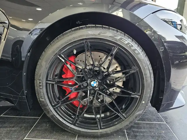 BMW M3 view 6