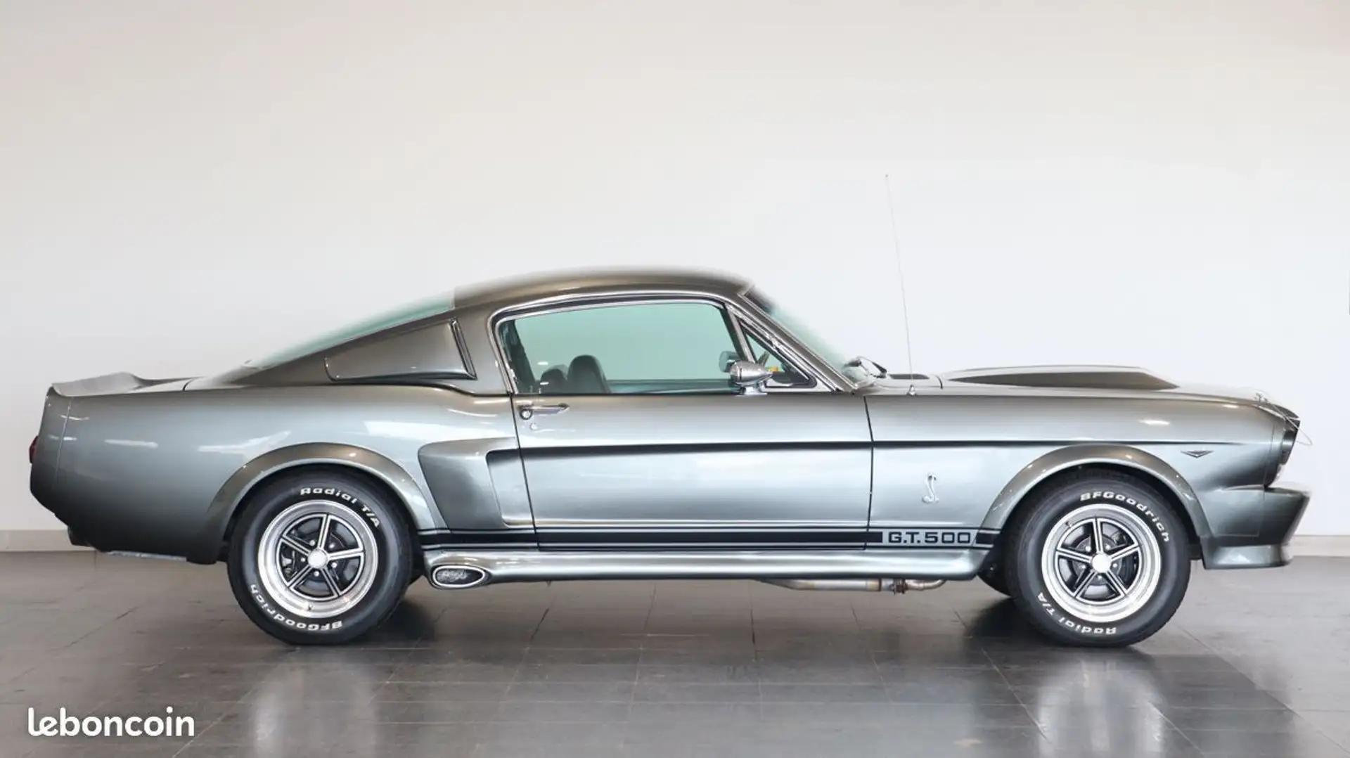 Ford Mustang fastback GT500 Eleanor Gümüş rengi - 2