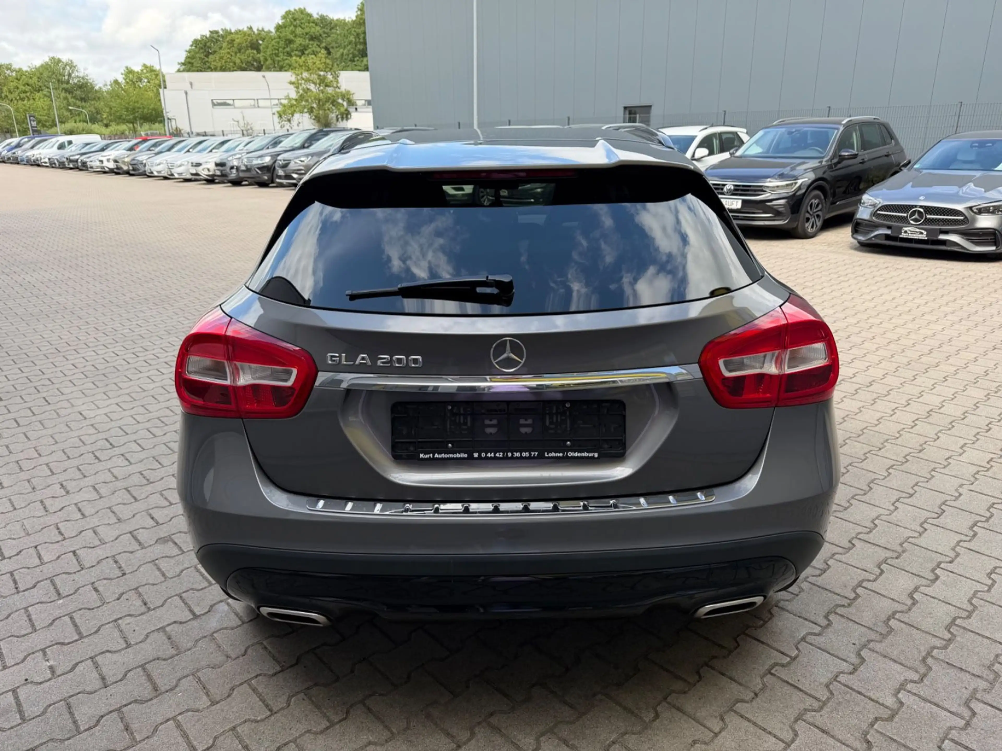 Mercedes-Benz GLA 200 /AUTOMATIK/SHZ/KLIMA/NAVI/8xBEREIFT — photo 5