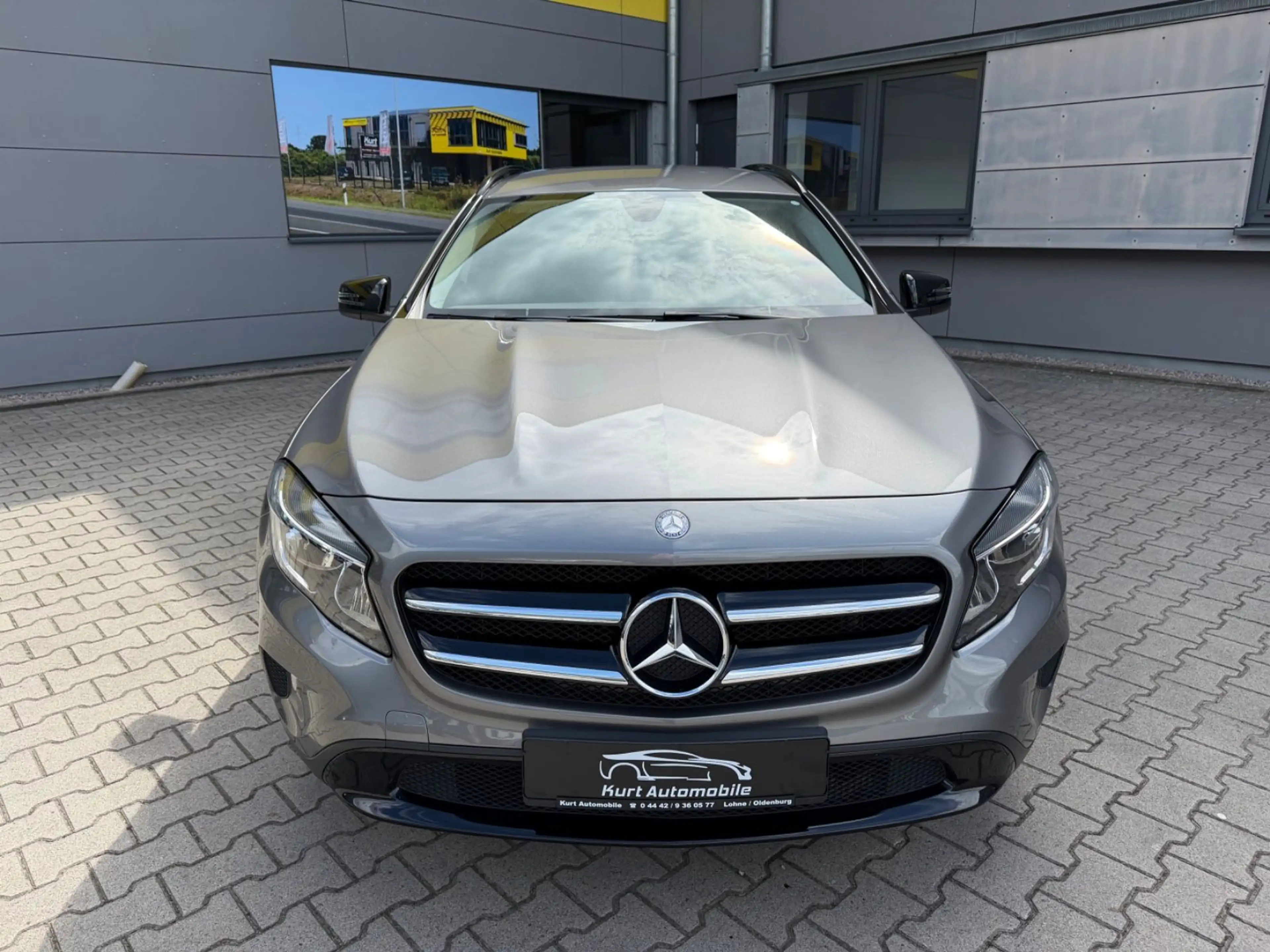 Mercedes-Benz GLA 200 /AUTOMATIK/SHZ/KLIMA/NAVI/8xBEREIFT — photo 9