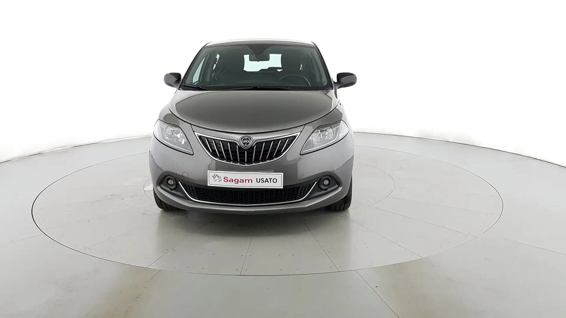 Lancia Ypsilon 1.0 firefly hybrid Gold s&s 70cv Grigio - 2